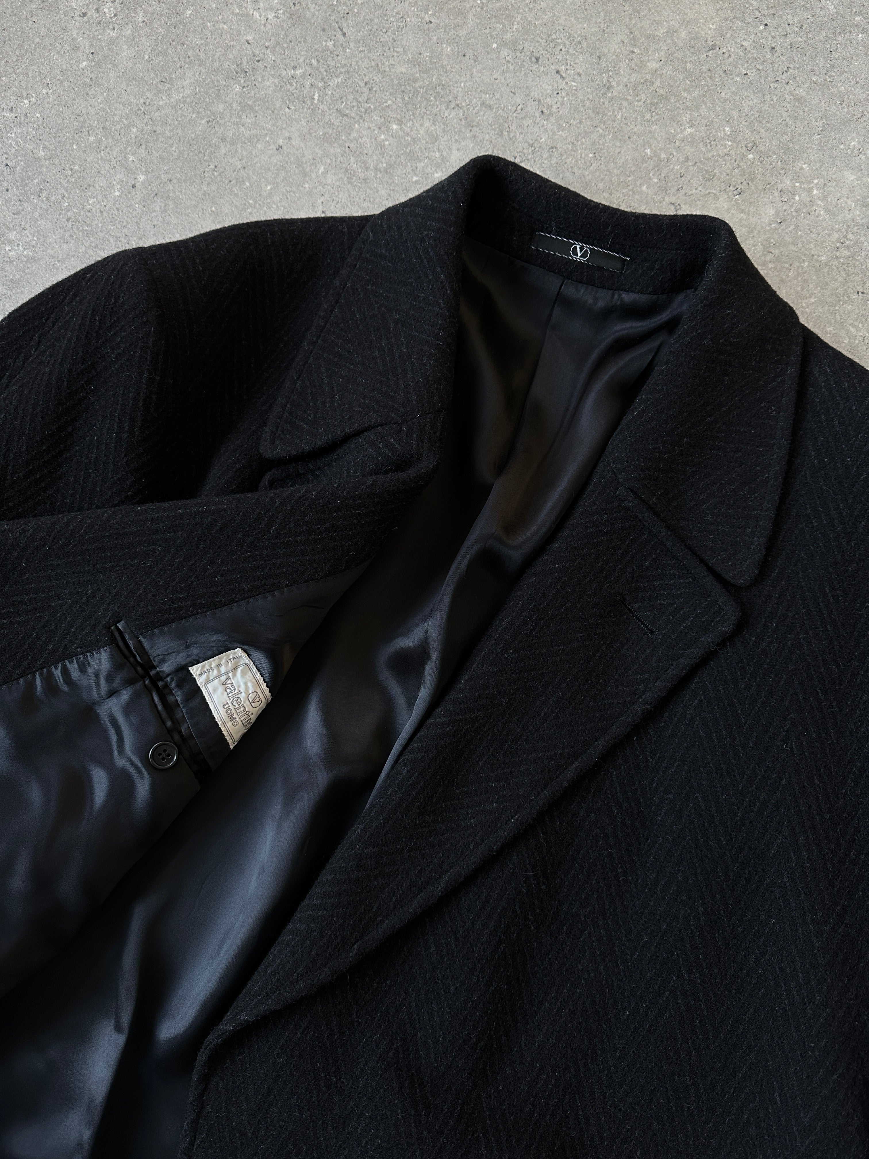 Valentino wool herringbone double-breasted coat in XL/XXL, featuring classic tailoring and button details.
