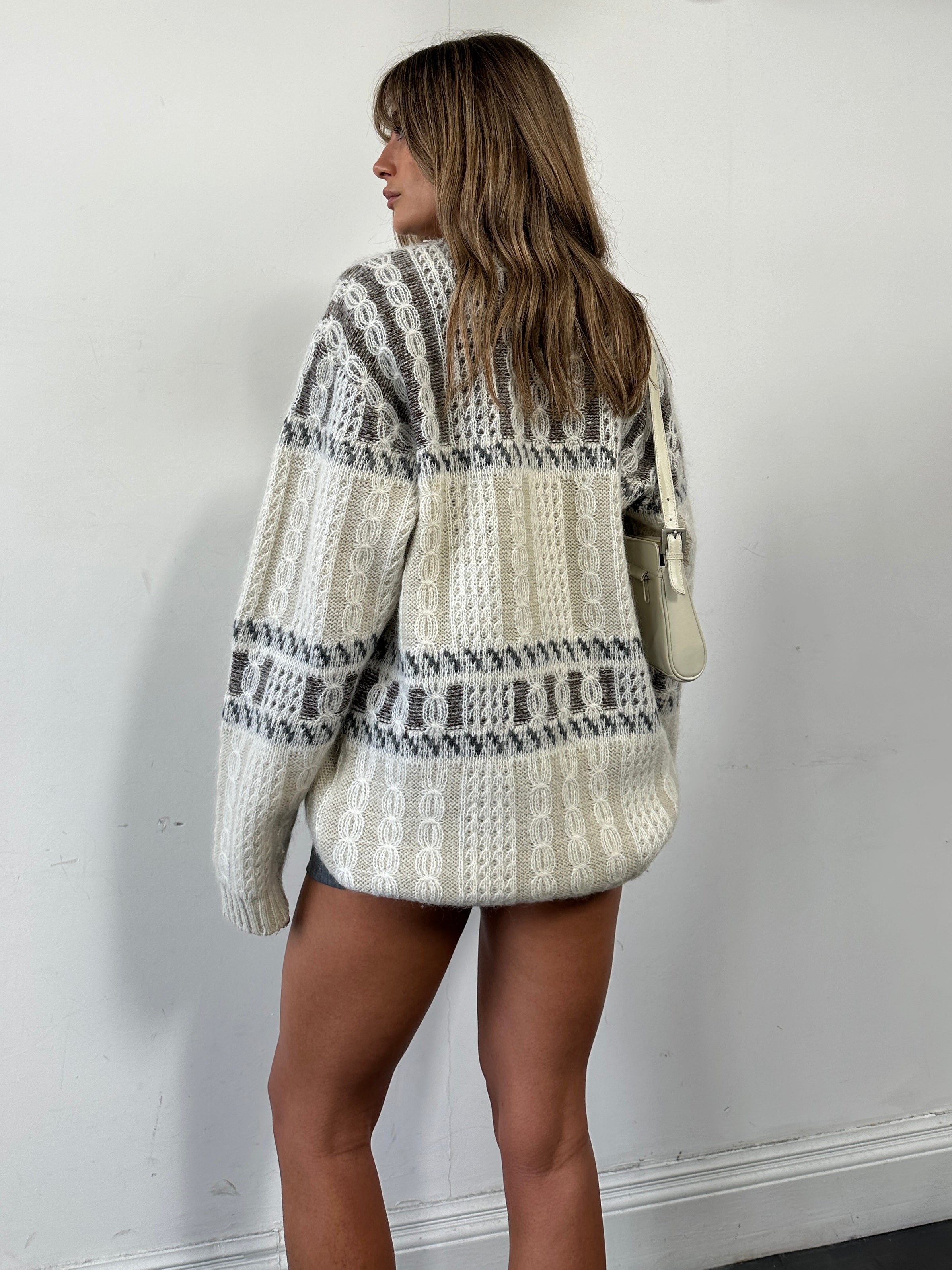 Vintage Italian wool mohair fair isle knitted jumper in XL, featuring colorful patterns and cozy texture.