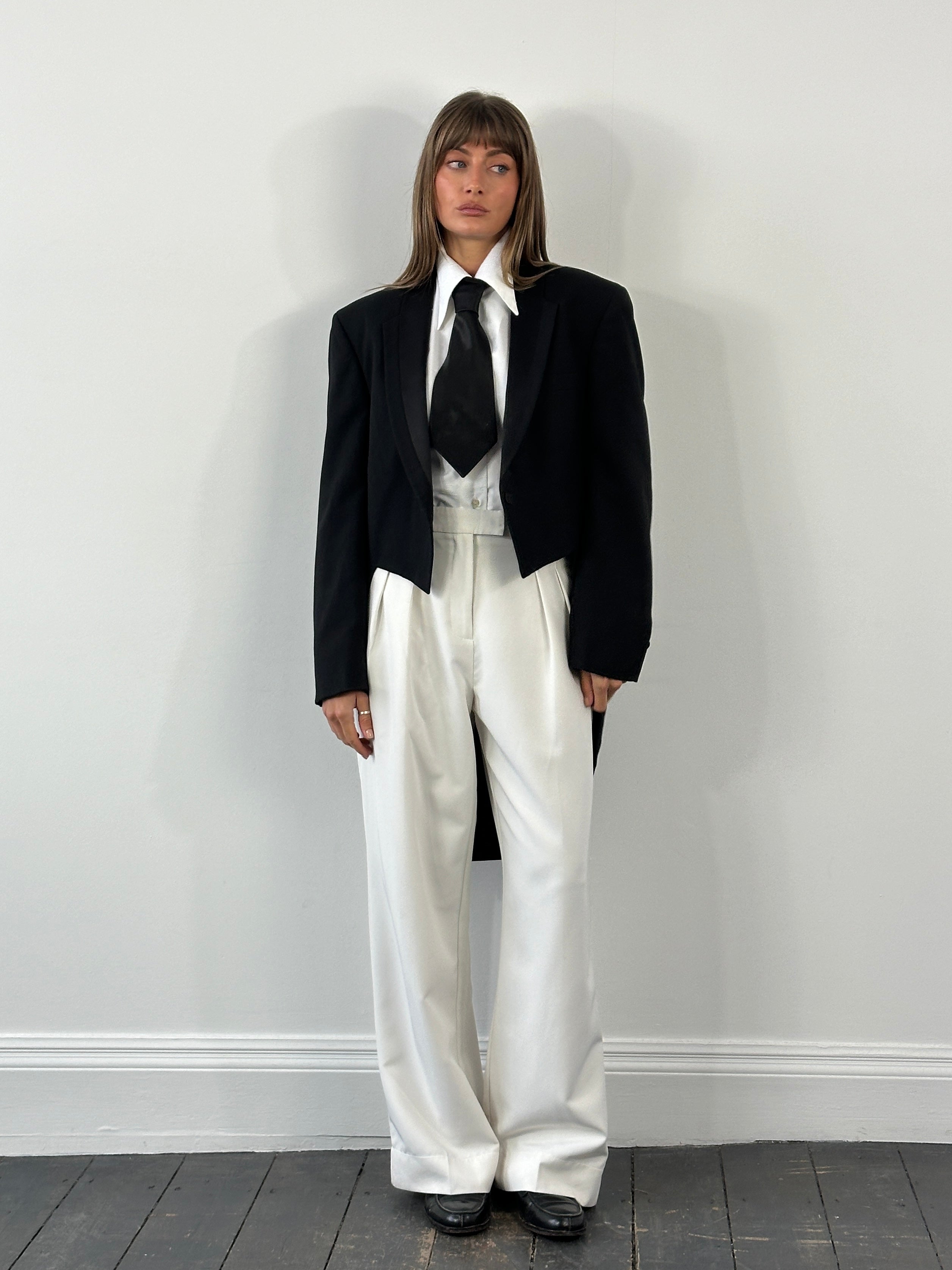 Christian Dior Grand Luxe 1980s tuxedo wool satin tailcoat blazer, 39R/L, with elegant satin lapels and tailored fit.