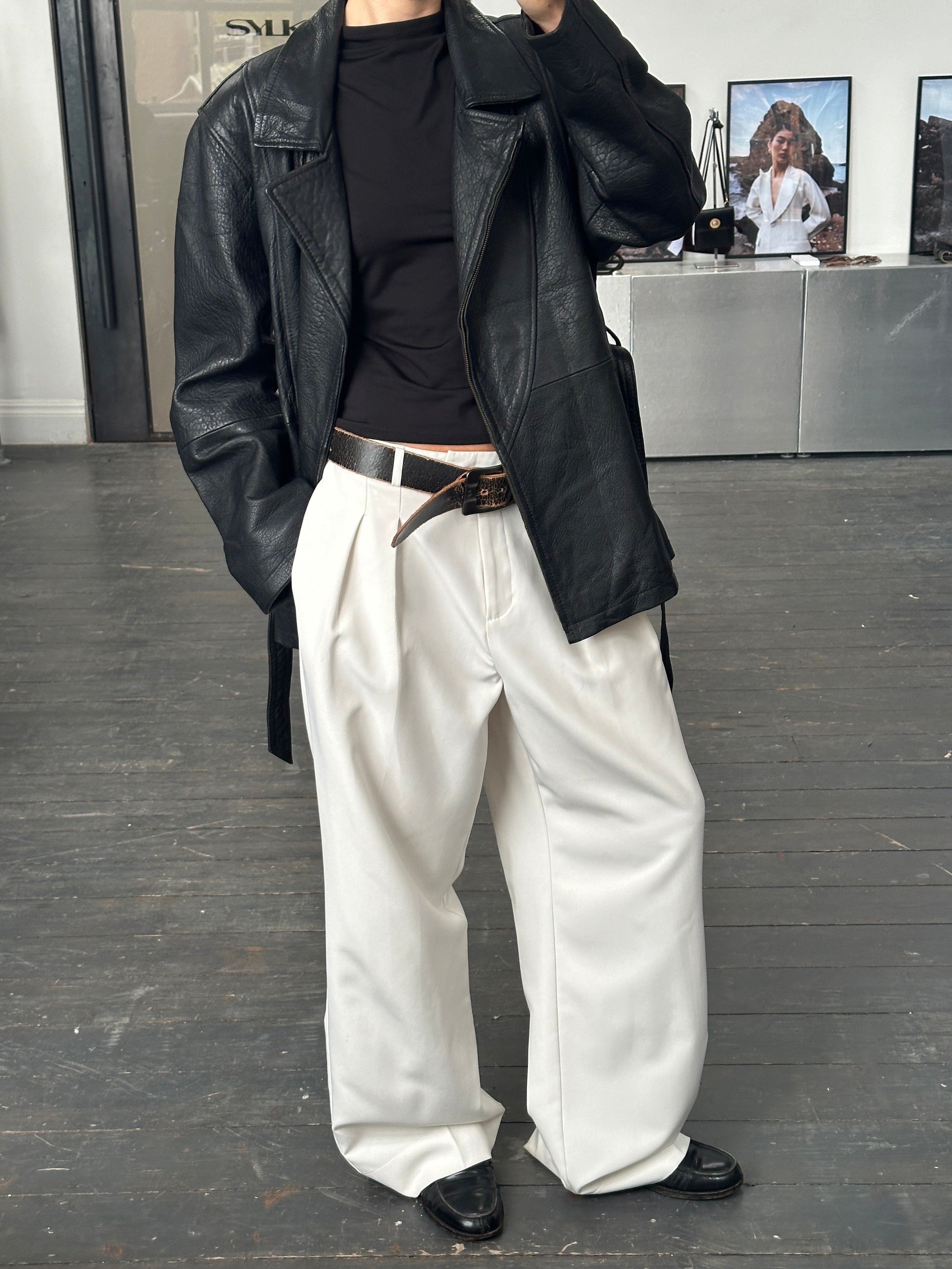 Vintage 1990s lamb leather belted jacket in XL, stylish retro jacket with classic design and textured leather appearance.