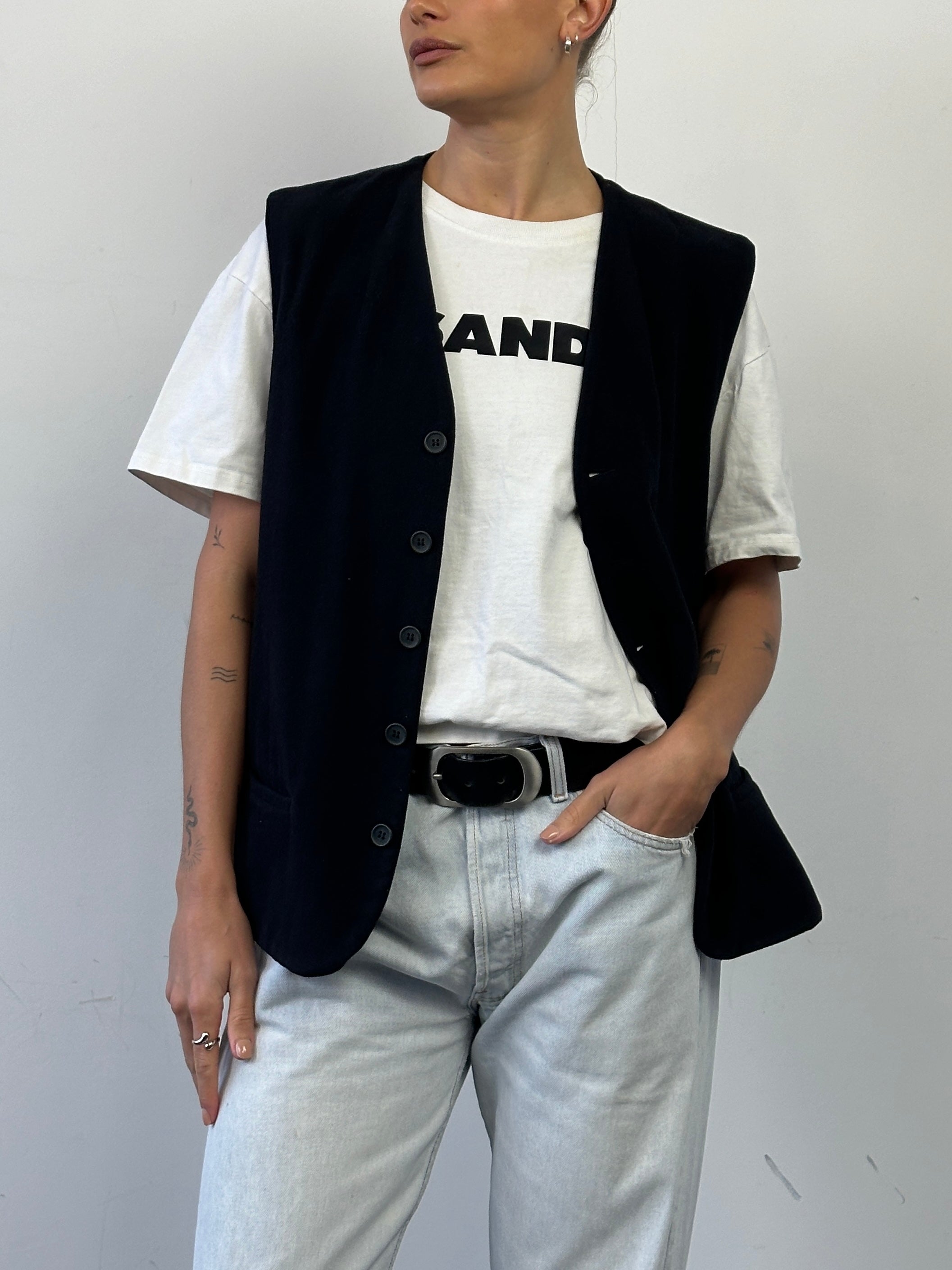 Vintage wool and cashmere single-breasted waistcoat in XL size, classic tailored design with button closure, vintage style.