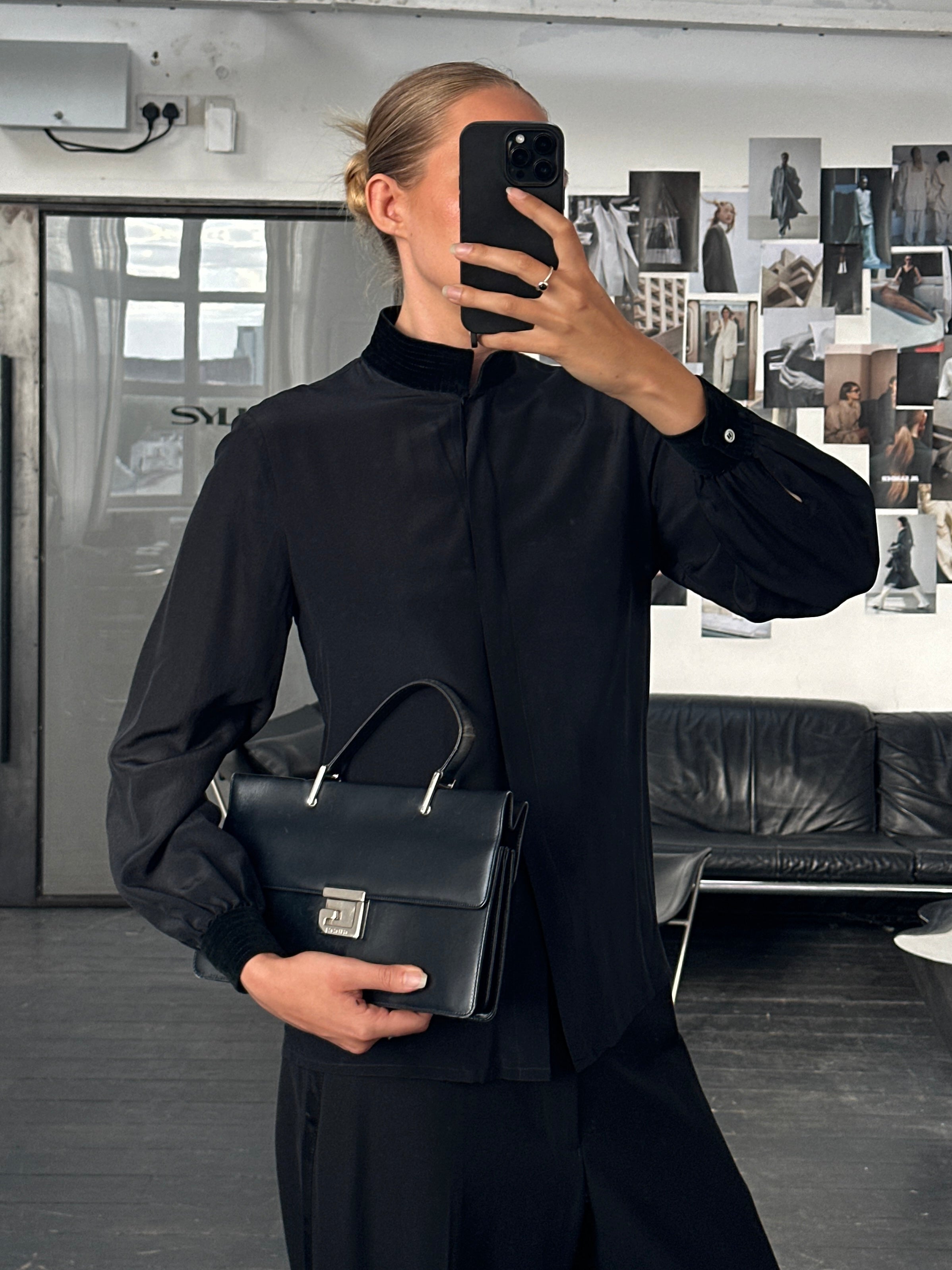 Vintage Italian 1980s pure silk shirt in XS/S, featuring a classic design and elegant fabric.