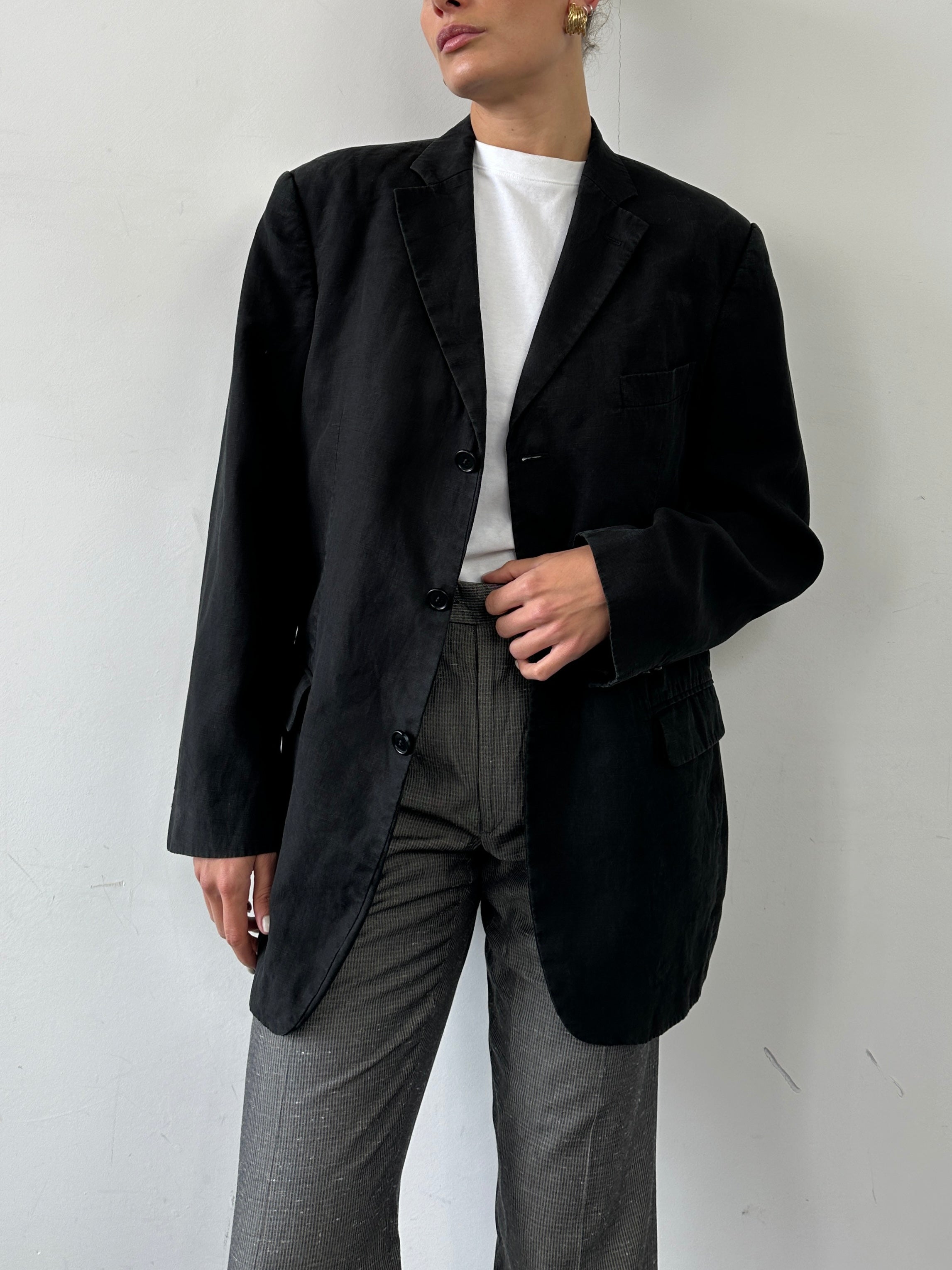 Balmain pure linen single-breasted blazer in size 42R/XL, shown in a tailored fit with classic lapels and neutral color.