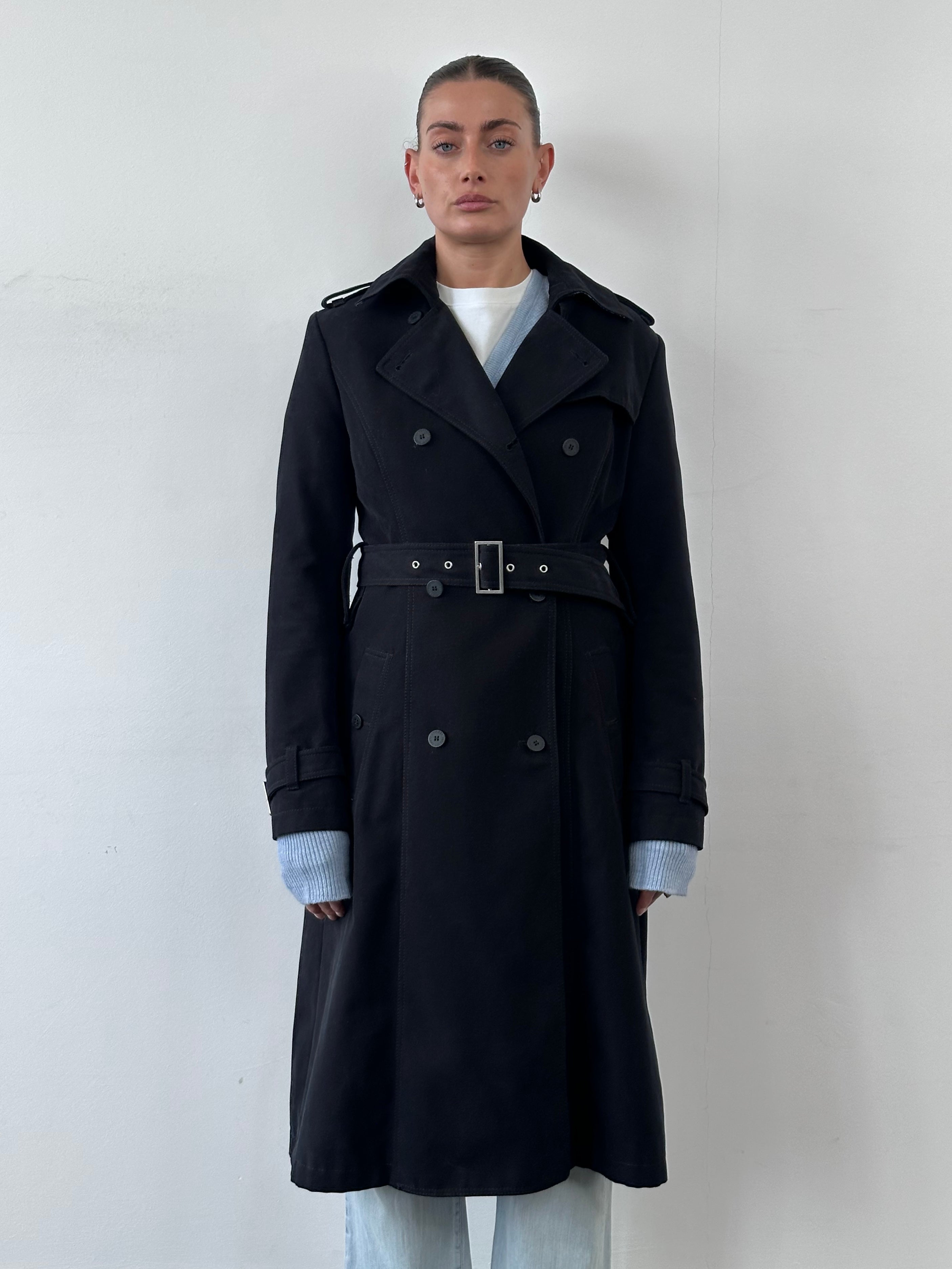Versace Jeans Couture 00s pure cotton belted trench coat in size M, stylish and classic outerwear with a timeless design.