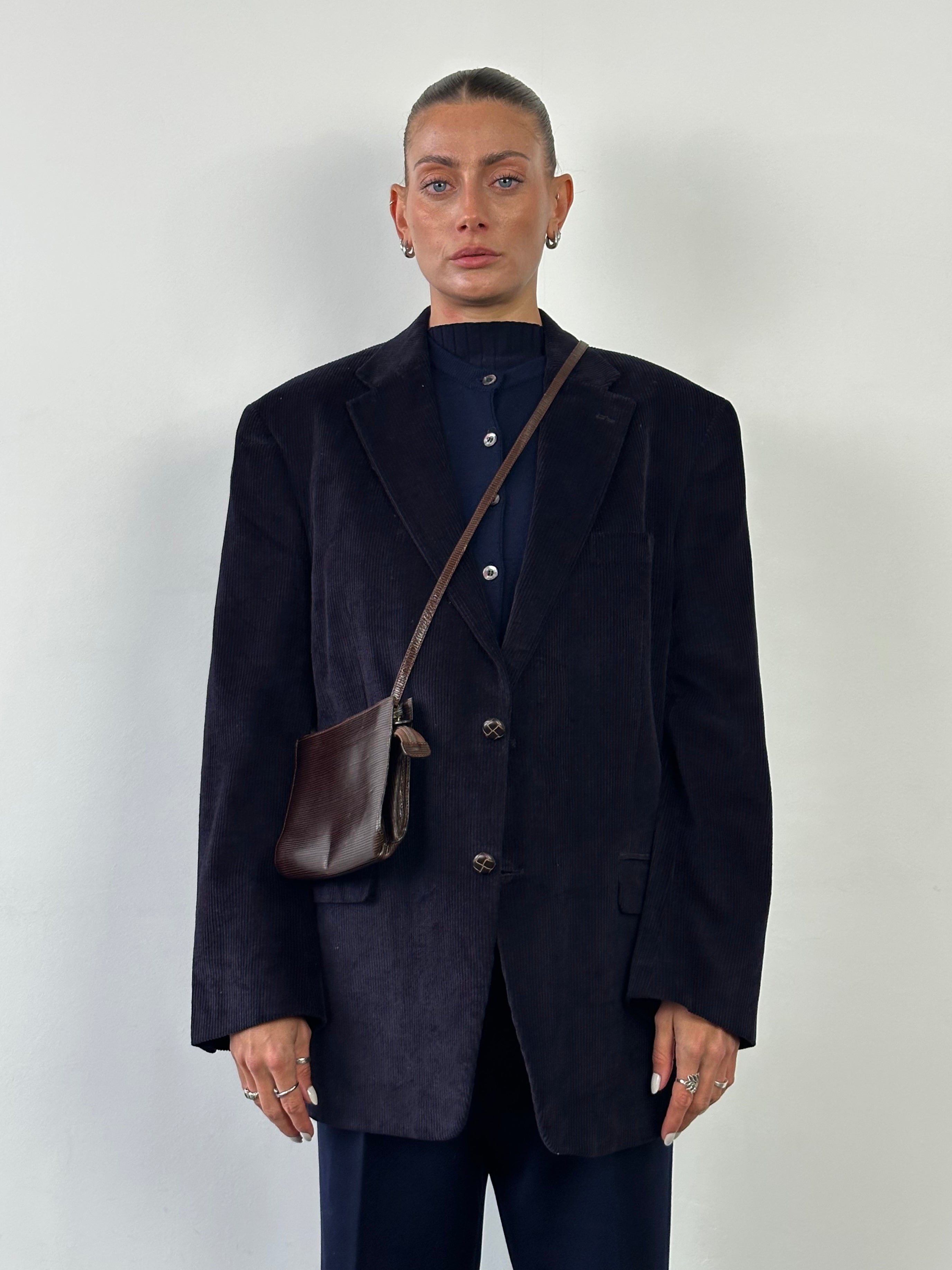 Ralph Lauren 1990s corduroy single-breasted blazer in deep brown, size 44R/XL, featuring classic lapel and button closure.