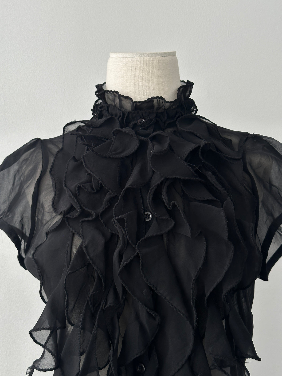 Vintage 2000s Short Sleeve Ruffle Shirt - M