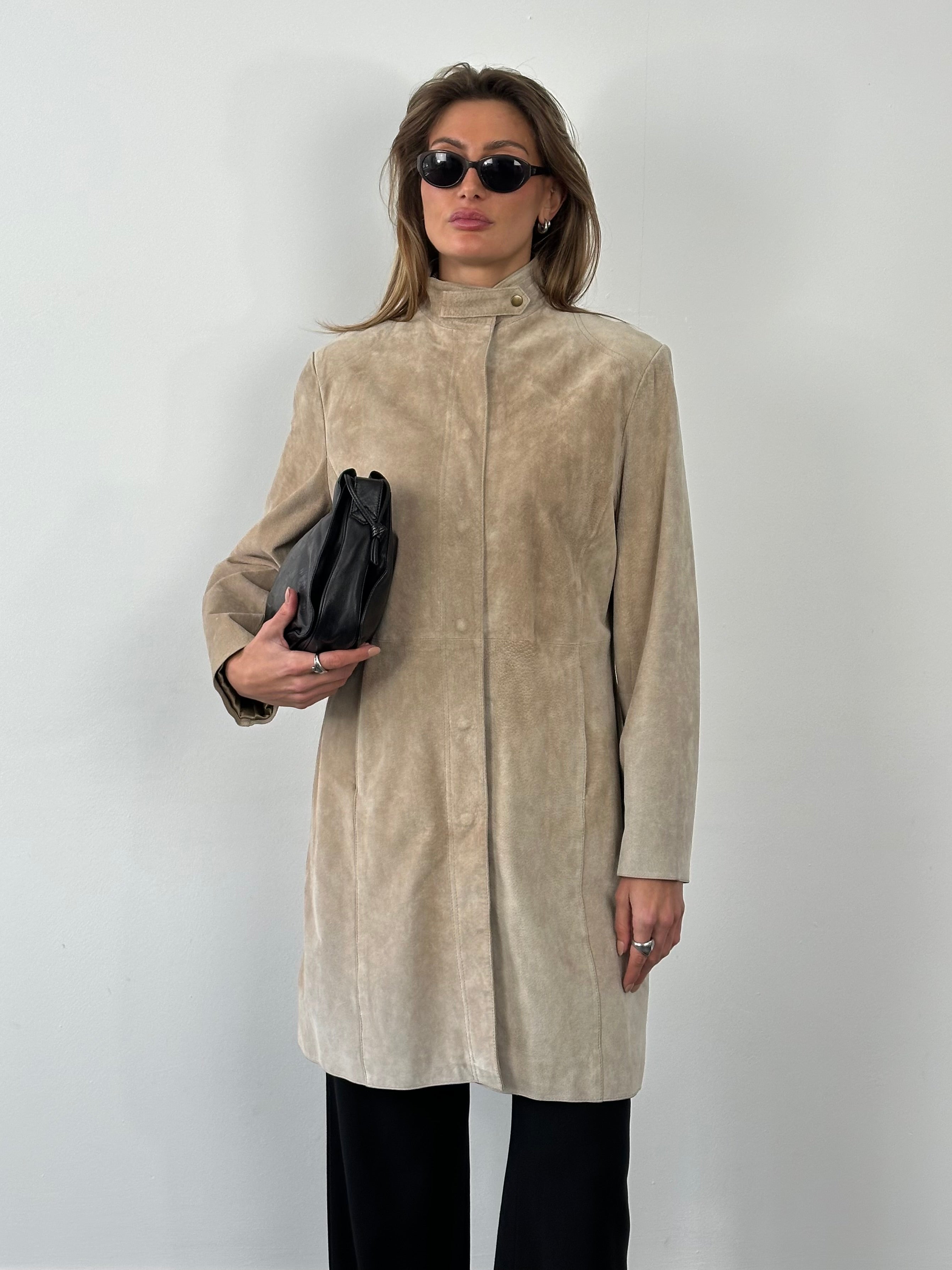 Vintage 1990s suede leather high-neck jacket, size M, featuring classic vintage style and textured suede material.