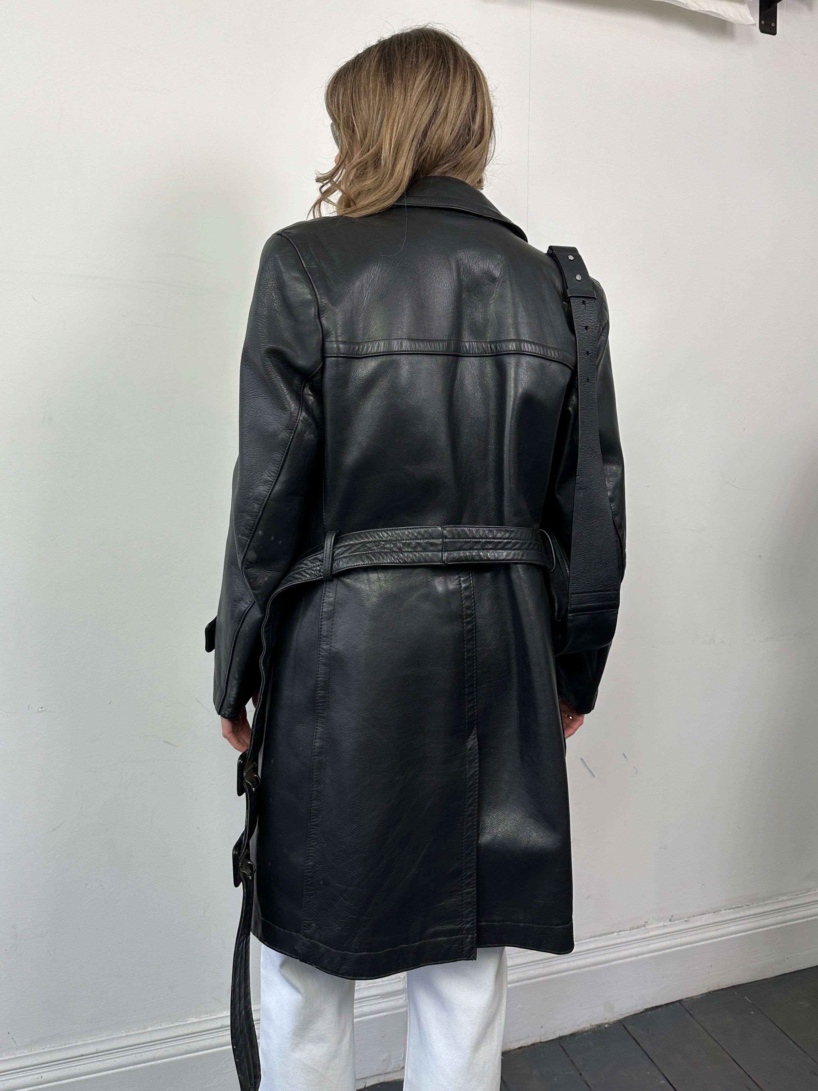 Vintage leather belted trench coat in size large, stylish jacket with classic design and durable leather material.