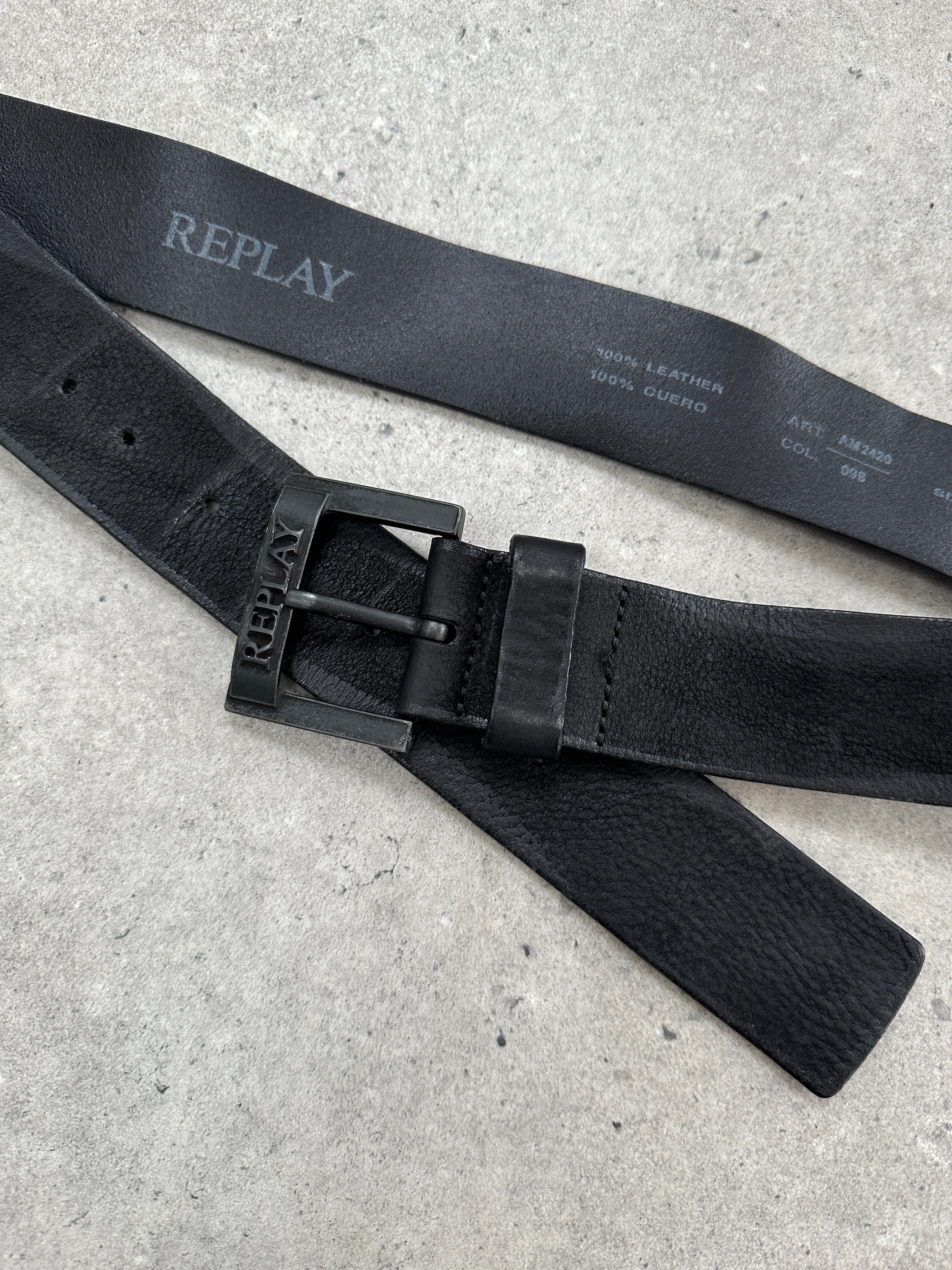 Replay 2000s leather belt in black, 35-40 inches, featuring a classic buckle and sleek design, ideal for casual or formal wear.