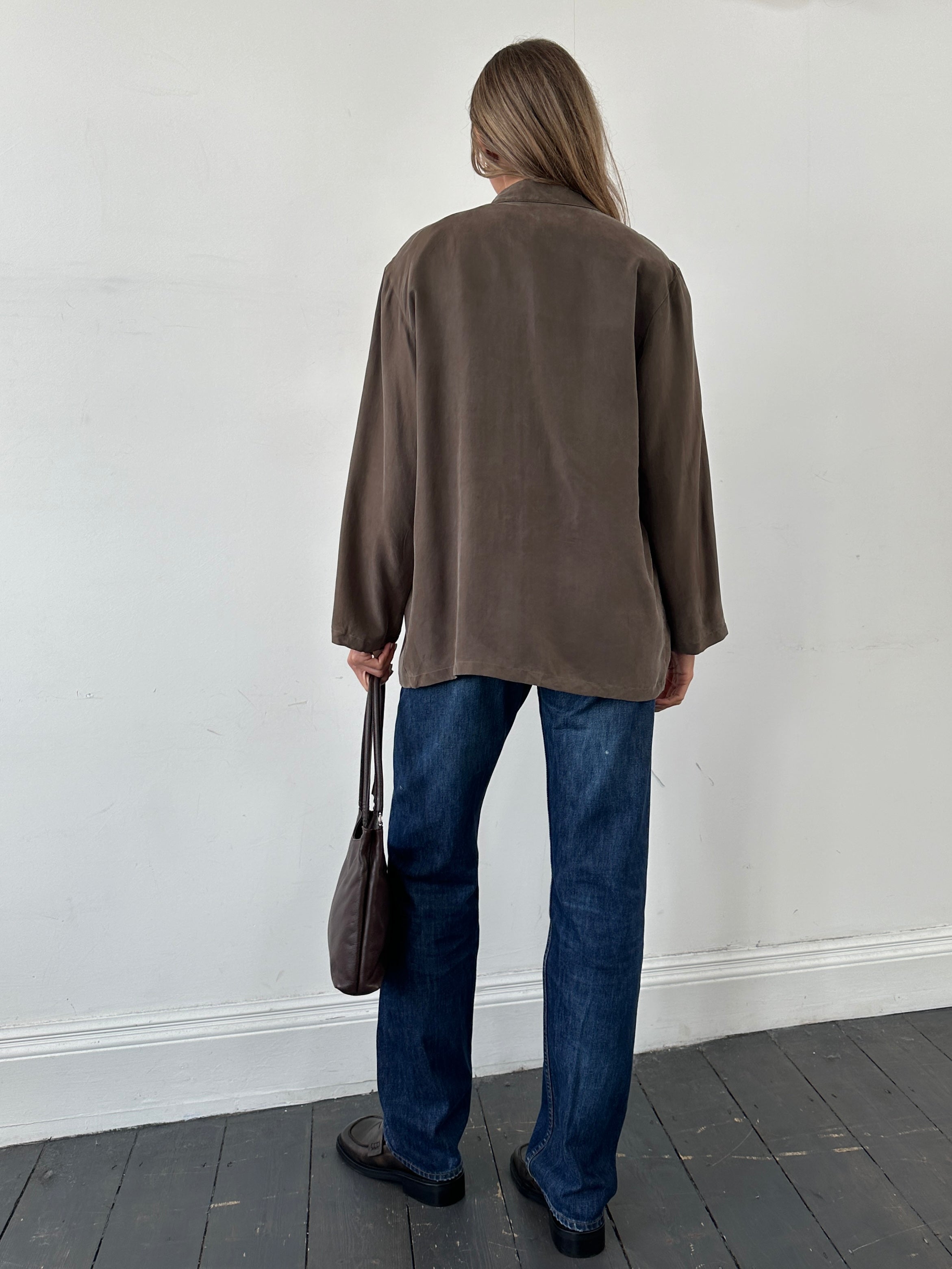 Vintage French vintage pure silk single-breasted blazer, size M, with classic tailored fit and elegant lapel details.