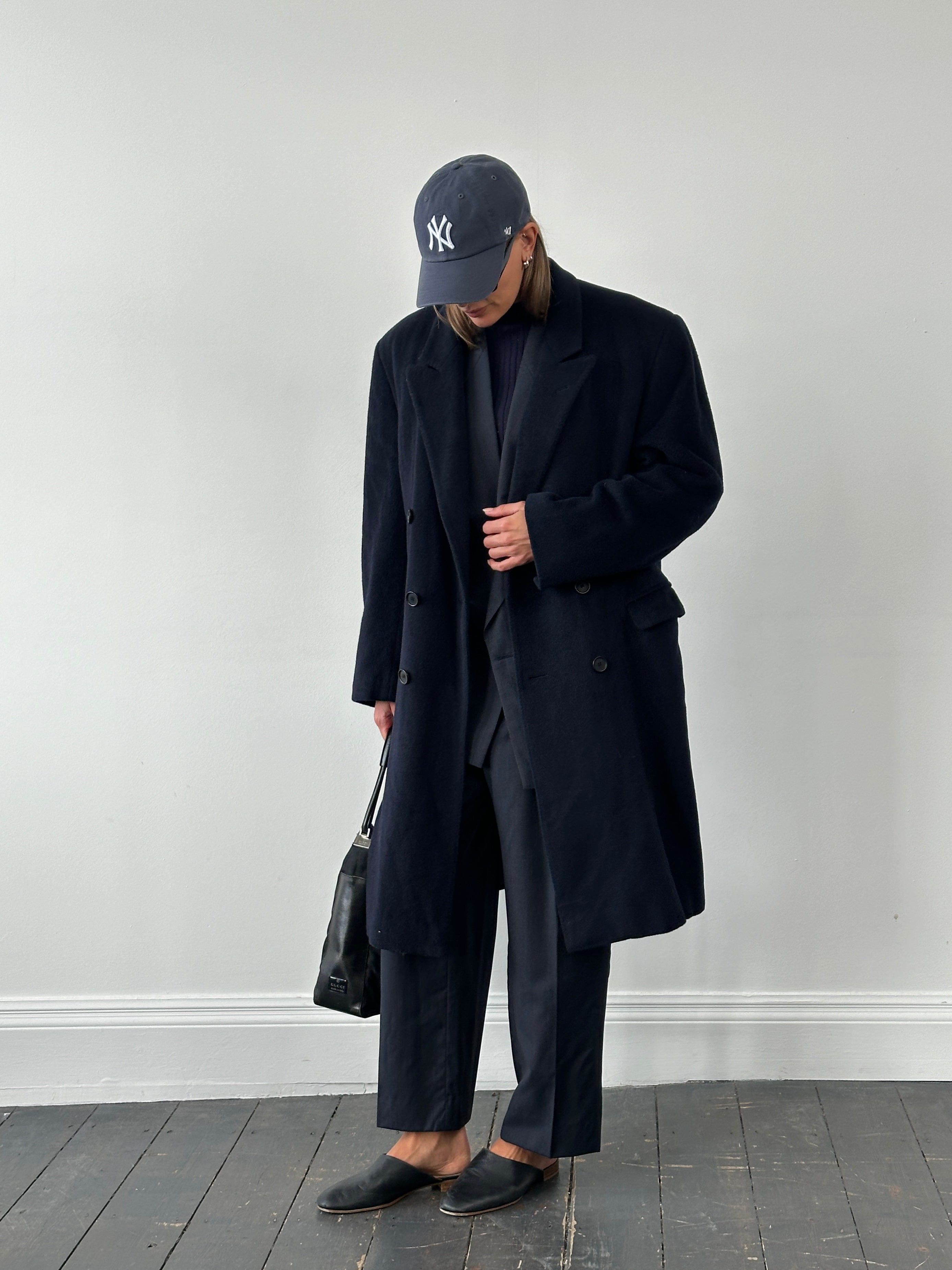 Vintage Italian 1990s wool double-breasted high-neck coat in XL/XXL, classic style with tailored fit and timeless design.