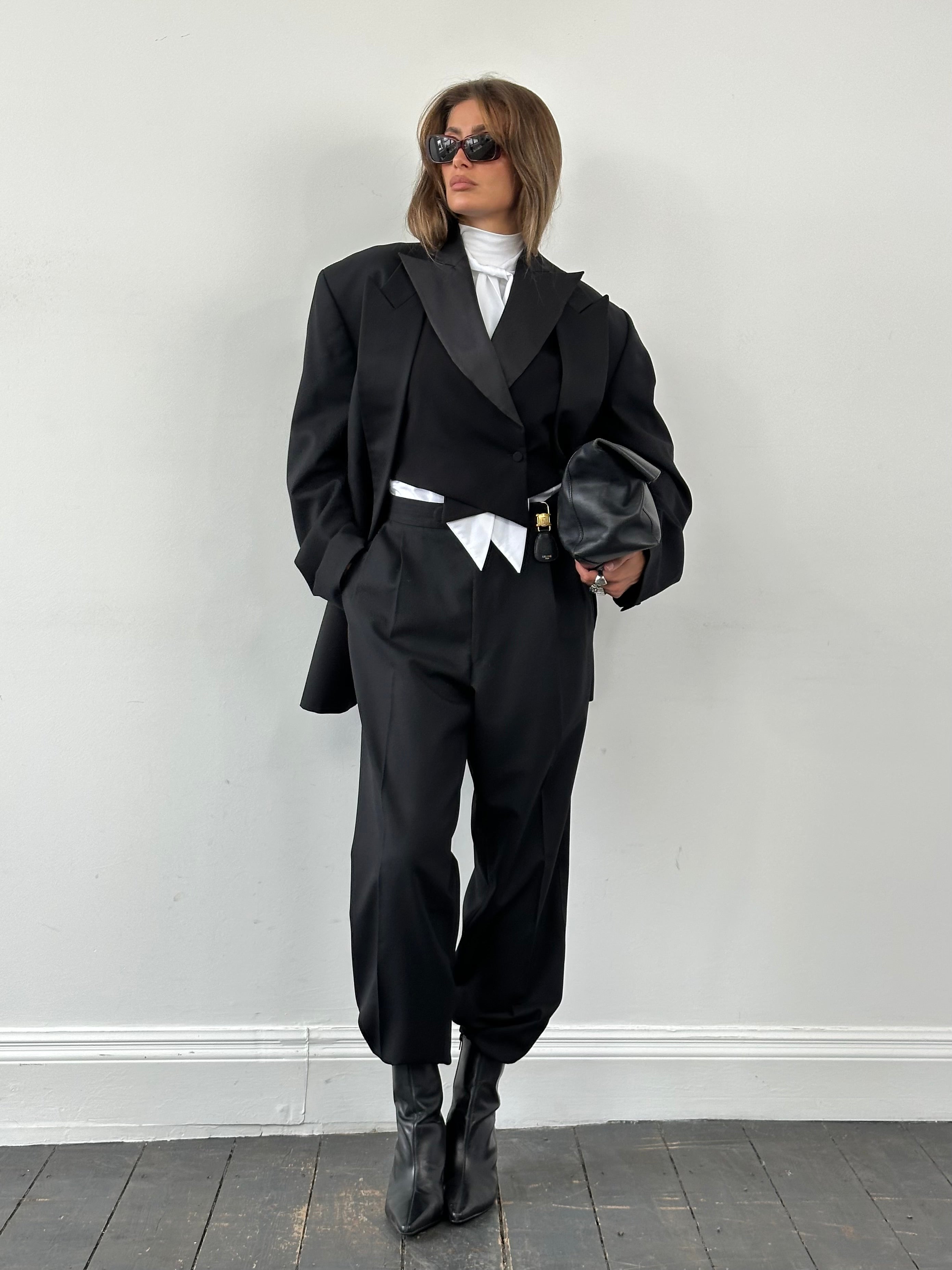 Vintage 1990s men's tuxedo suit in pure wool, double-breasted style, size 46R/W34-36, classic formal wear with tailored fit.