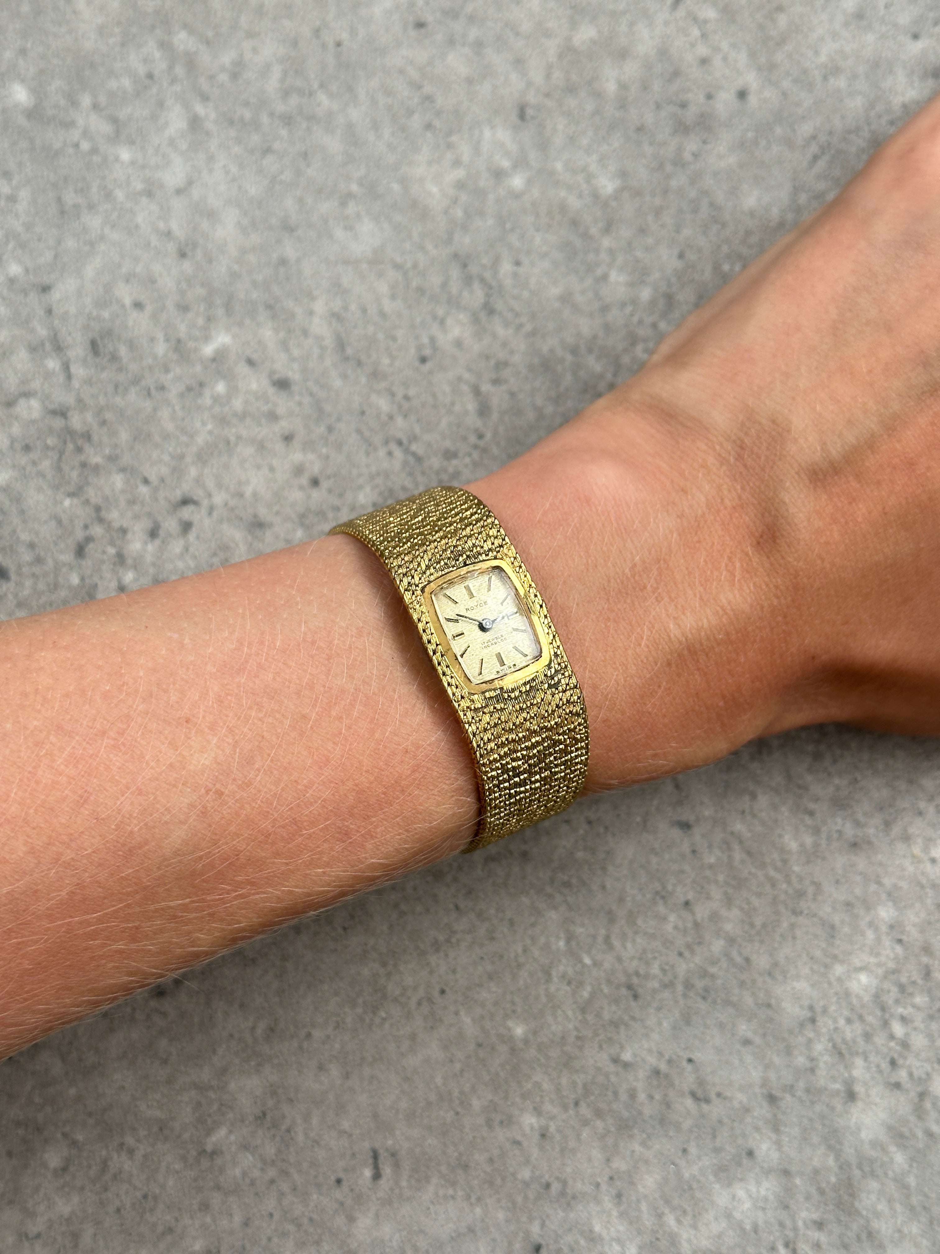 Vintage Royce 1970s Swiss Gold Tone 17 Jewel Watch