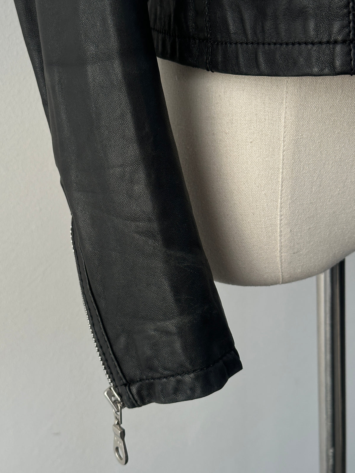 Vintage 2000s Fitted Moto Lamb Leather Leather Jacket - XS