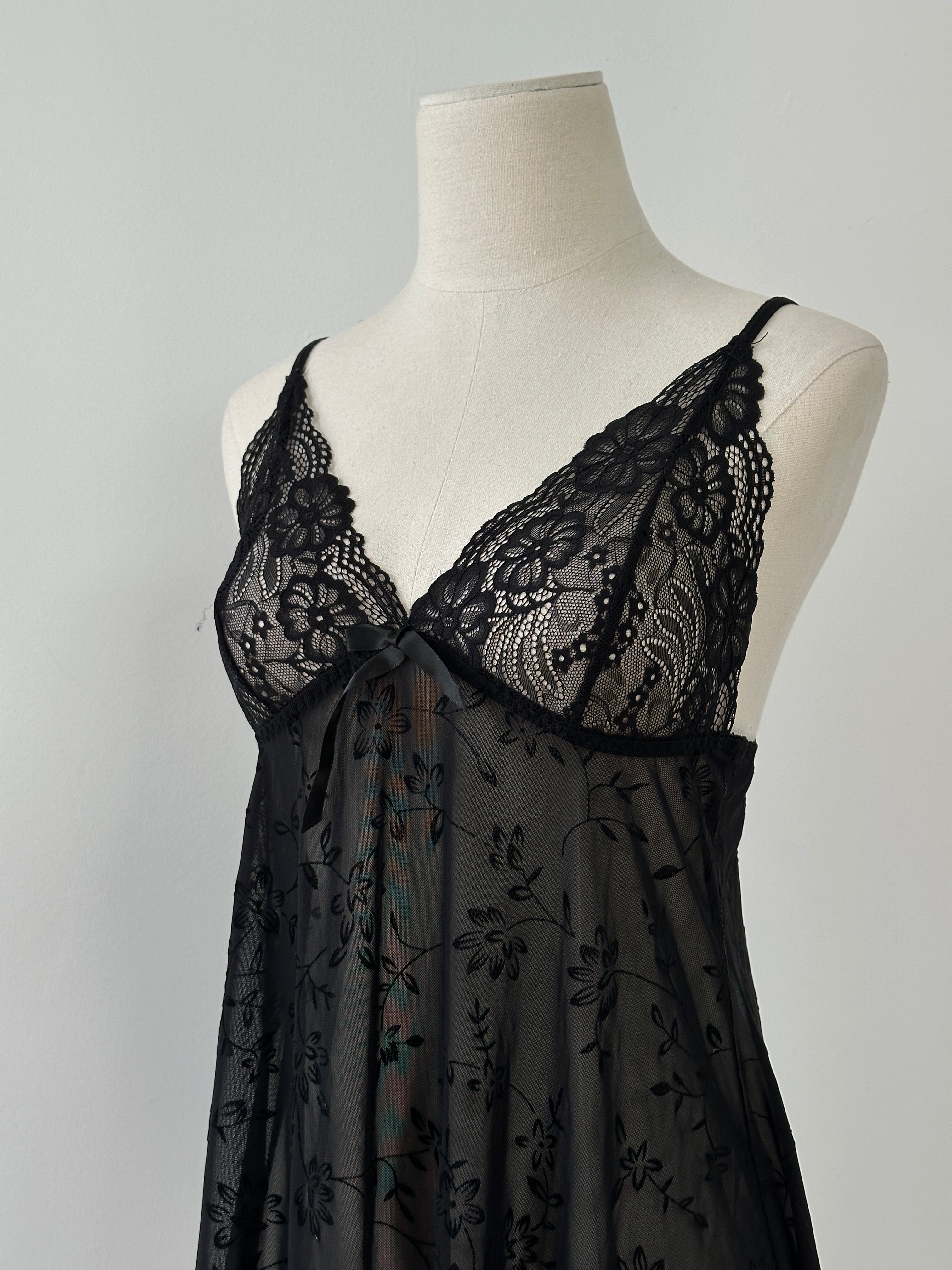 Vintage 2000s Sheer Floral Sleeveless Top - M