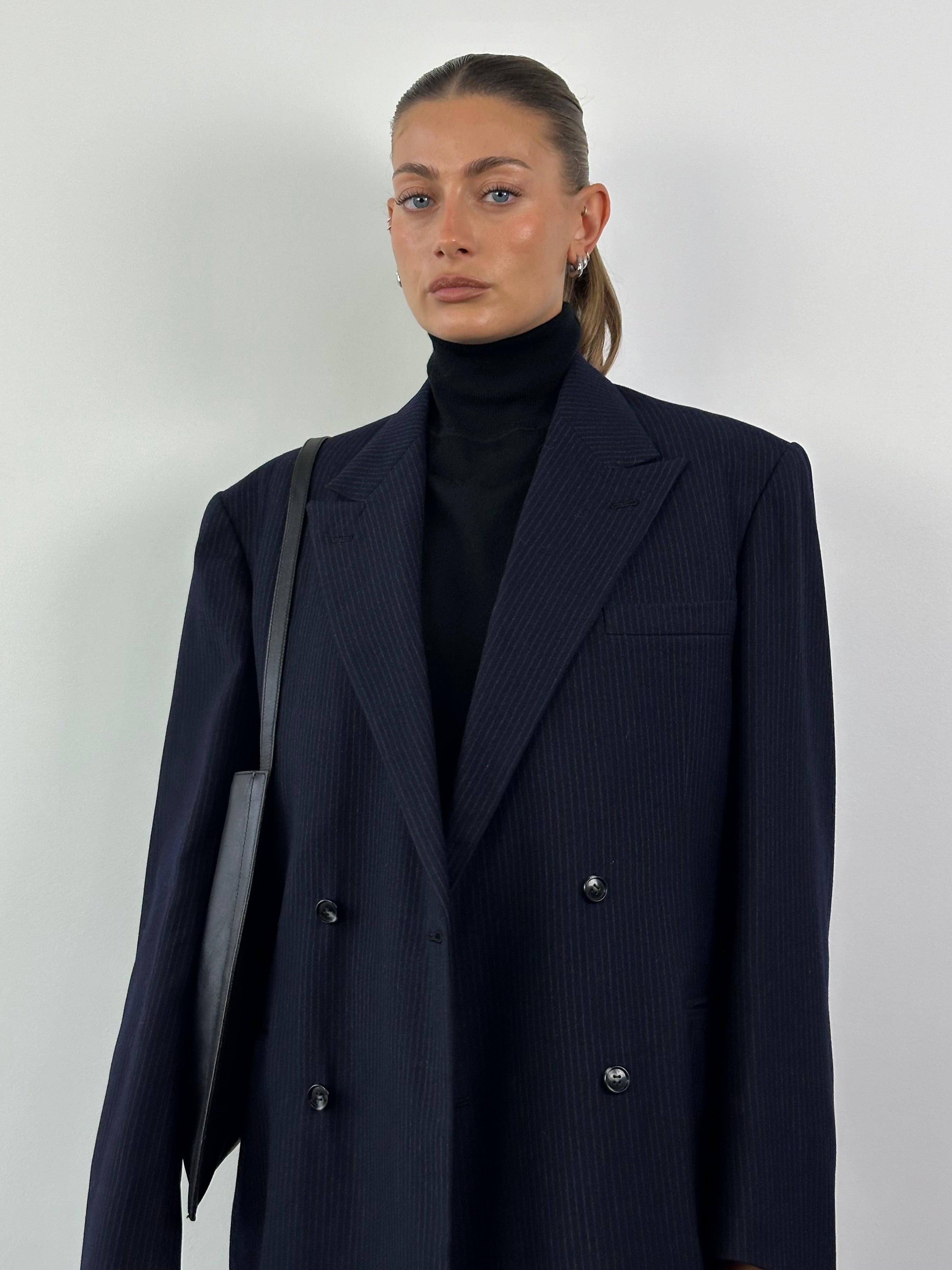 Vintage brushed wool stripe blazer in boxy fit with double-breasted front, size 44R/XL, featuring classic tailored style.