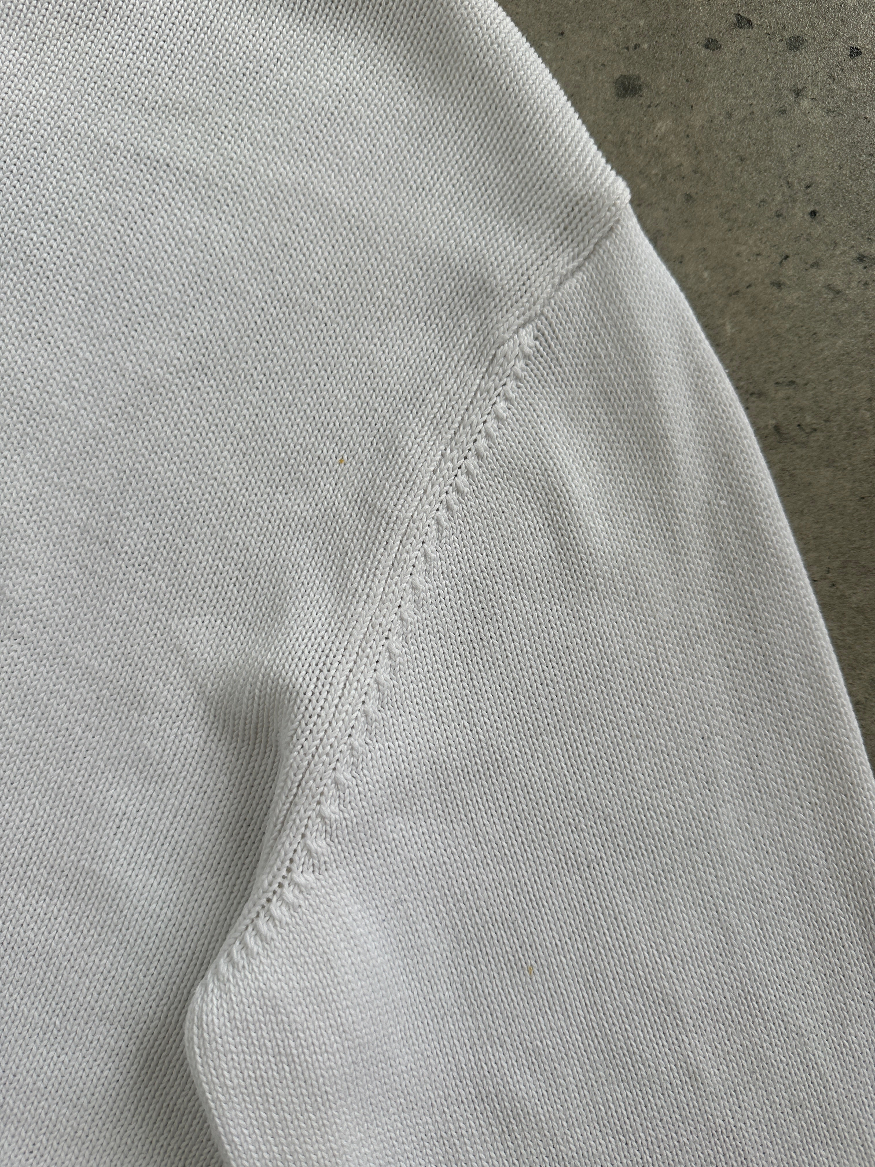 Armani Jeans XL knitted jumper in pure cotton with logo design, featuring a classic 2000s style and ribbed cuffs.