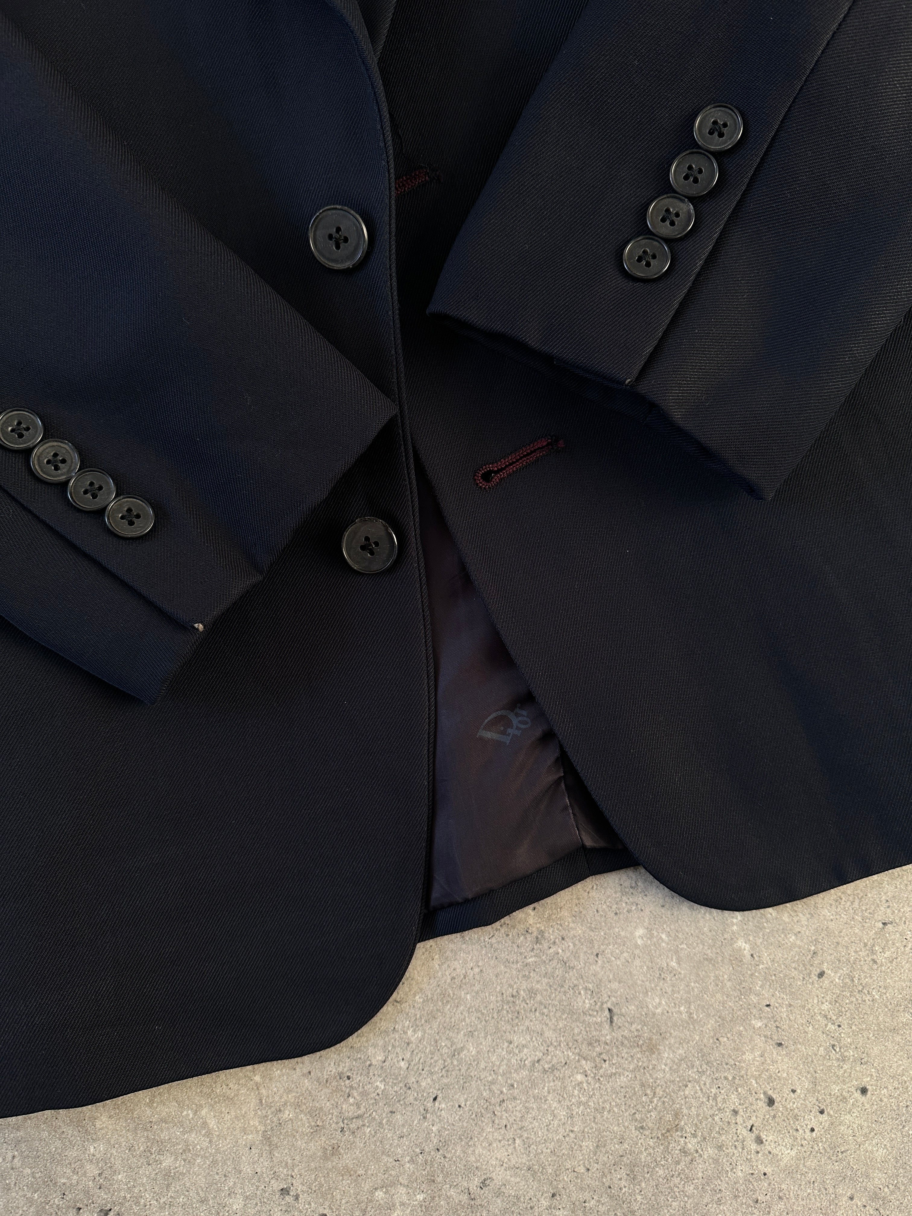 Christian Dior wool single-breasted blazer in size XS/S, tailored fit with classic lapels and structured design.