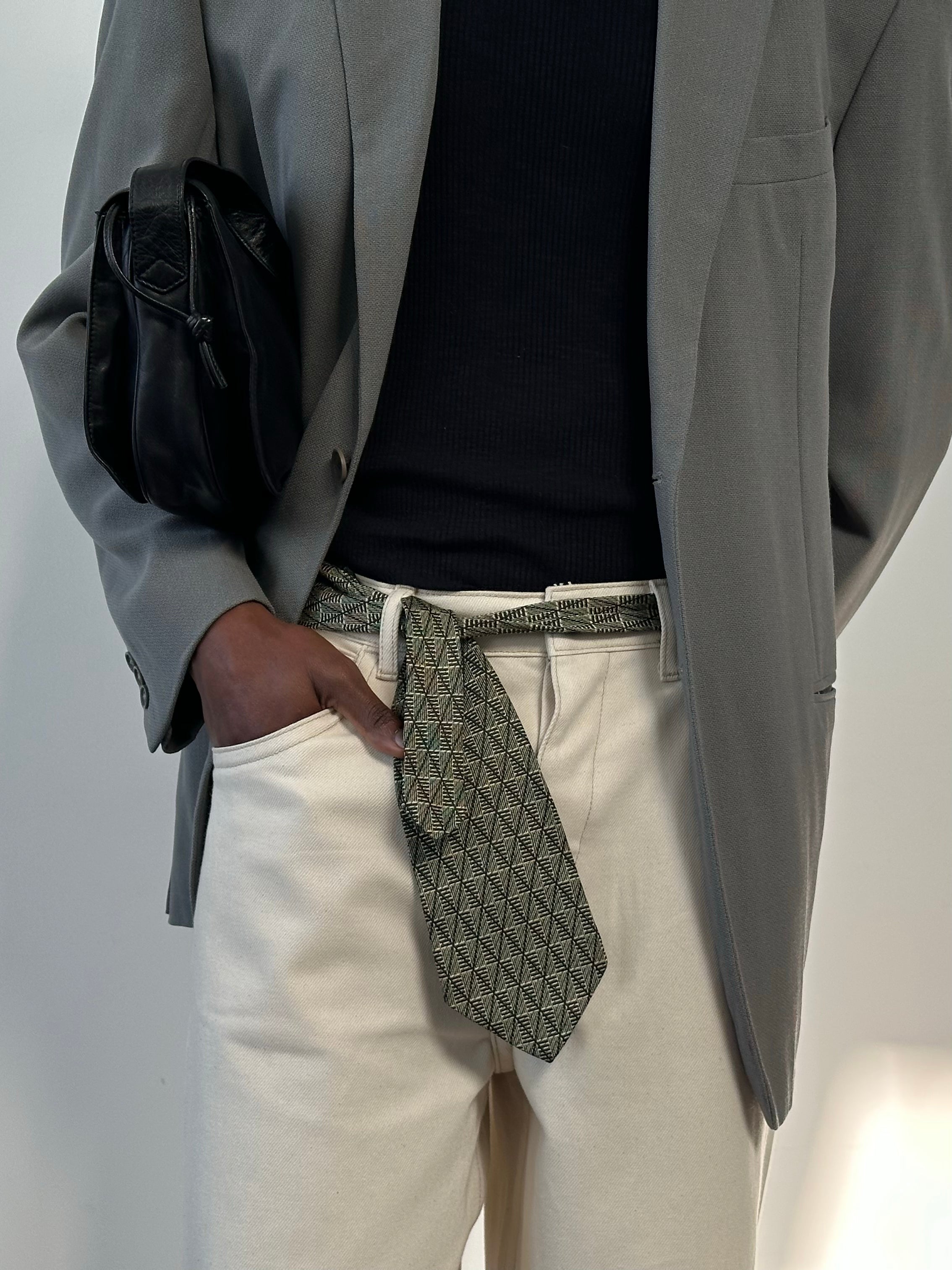 Guess 1990s Pure Silk Woven Tie