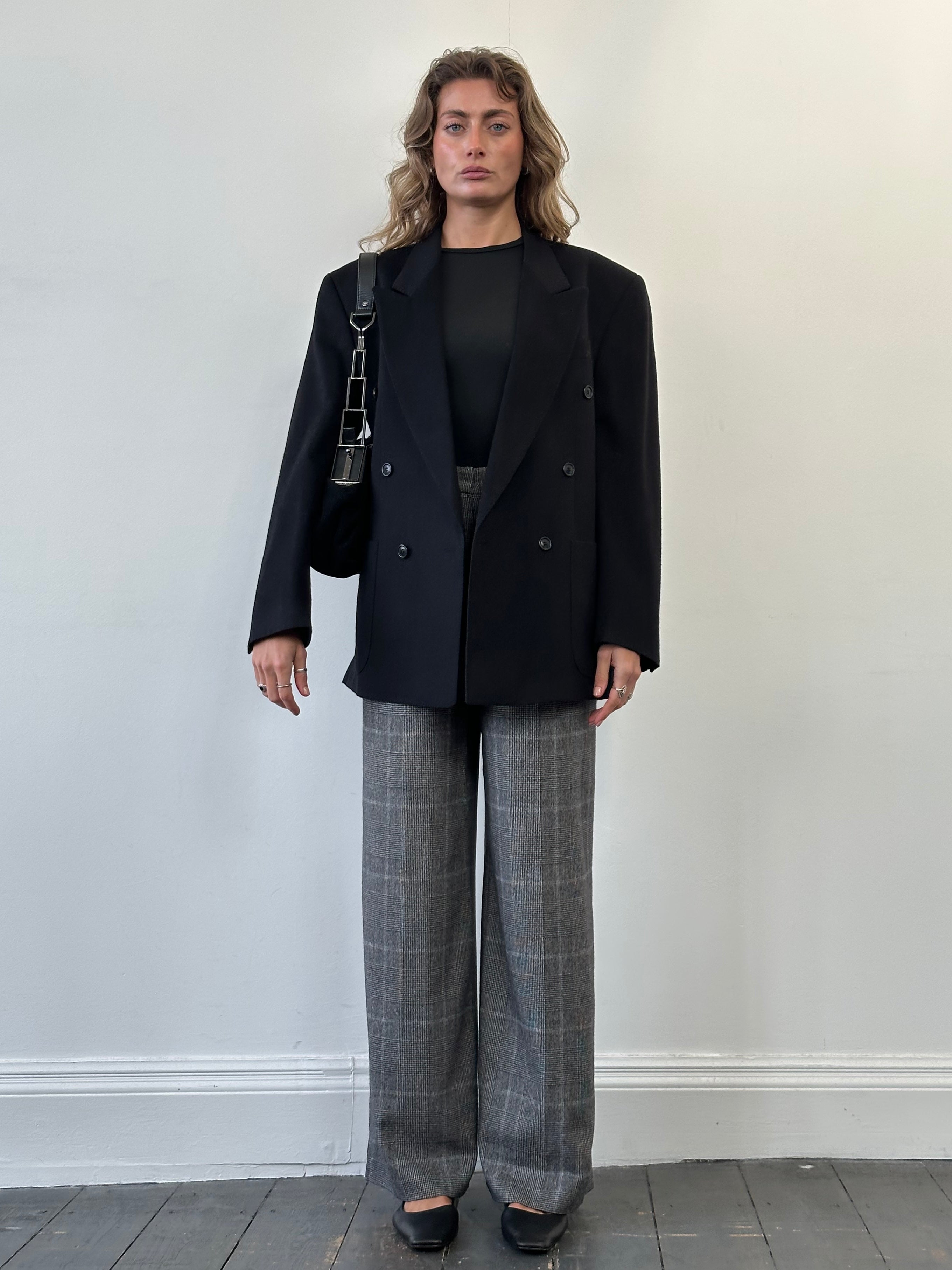 Yves Saint Laurent Diffusion Hommes 1980s brushed wool cashmere blazer in size 40R/L, featuring a classic tailored fit and elegant lapels.
