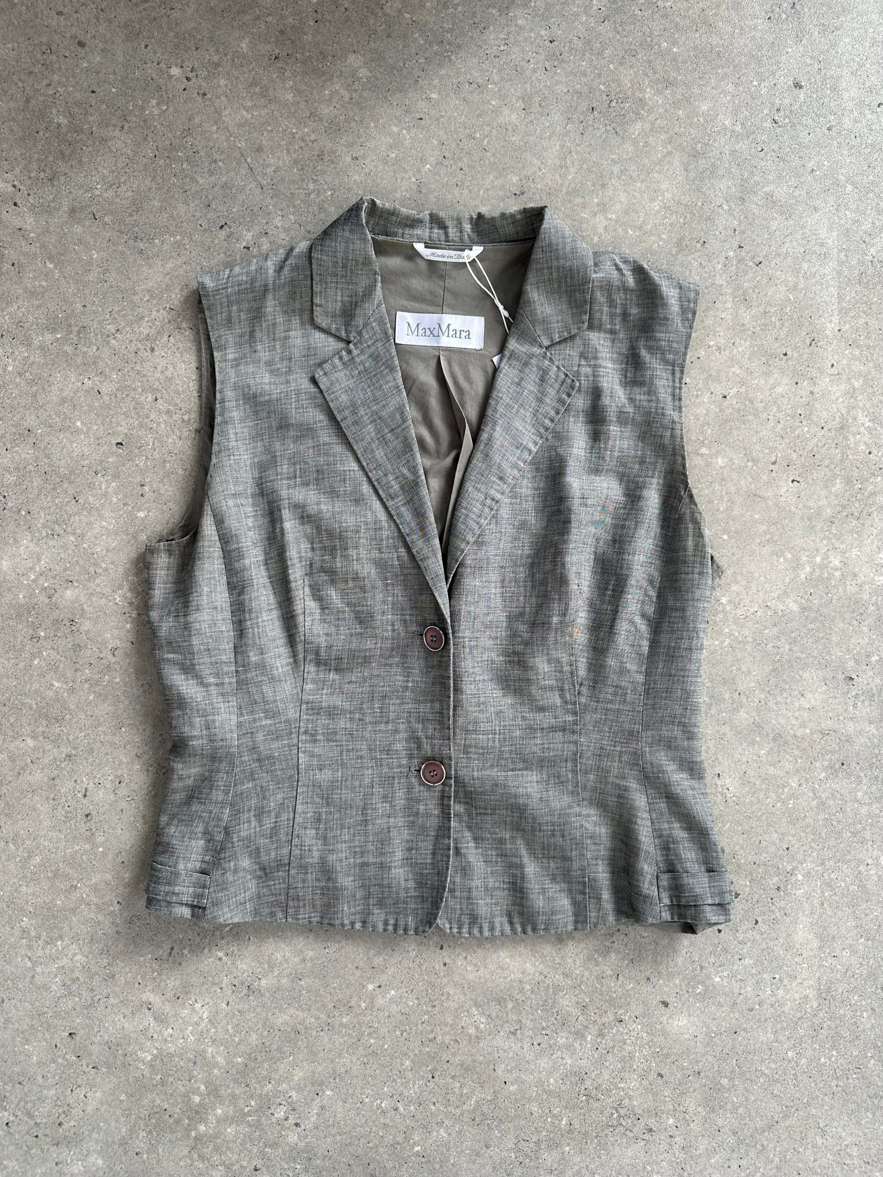 Max Mara cotton linen waistcoat in size S/M, featuring a tailored fit and neutral color, perfect for layered spring or summer outfits.