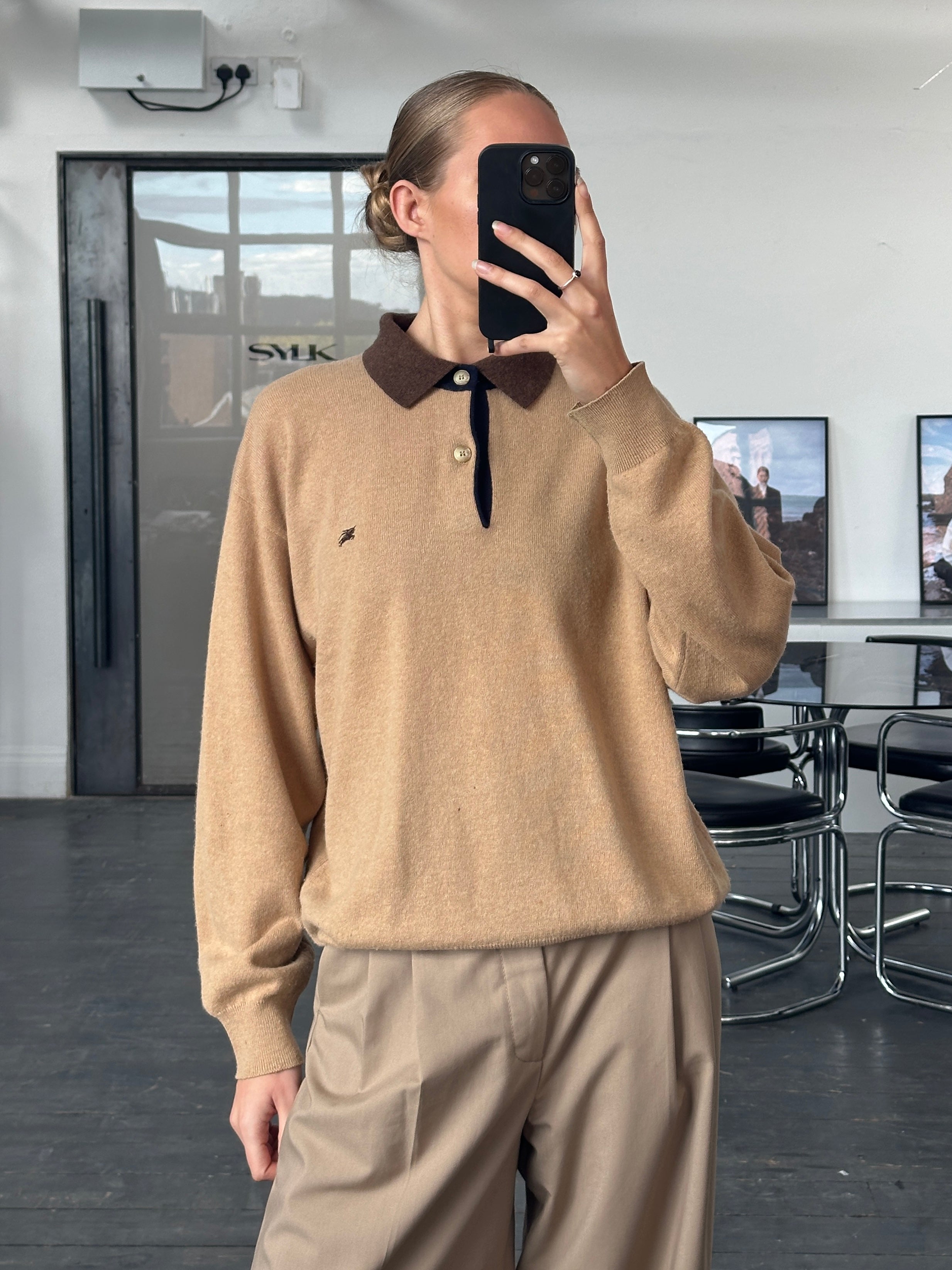 Burberry 1990s wool contrast collar polo jumper, men's size M/L, featuring classic design and textured knit fabric.