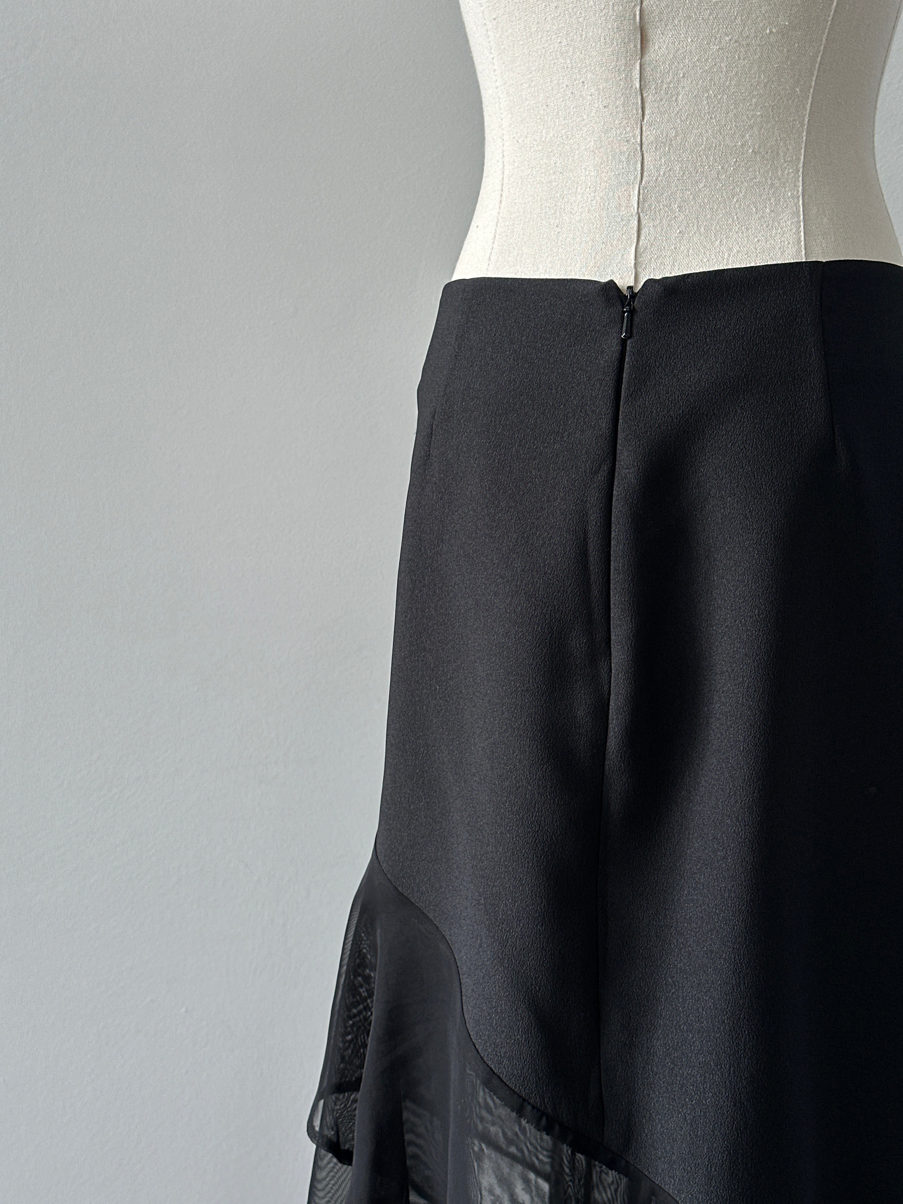 British Vintage 1990s Asymmetric Ruffle Midi Skirt - W28