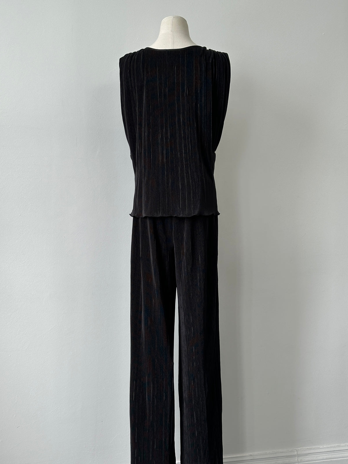 DKNY 2000s Pleated Wide Leg Two Piece Set - M/W28