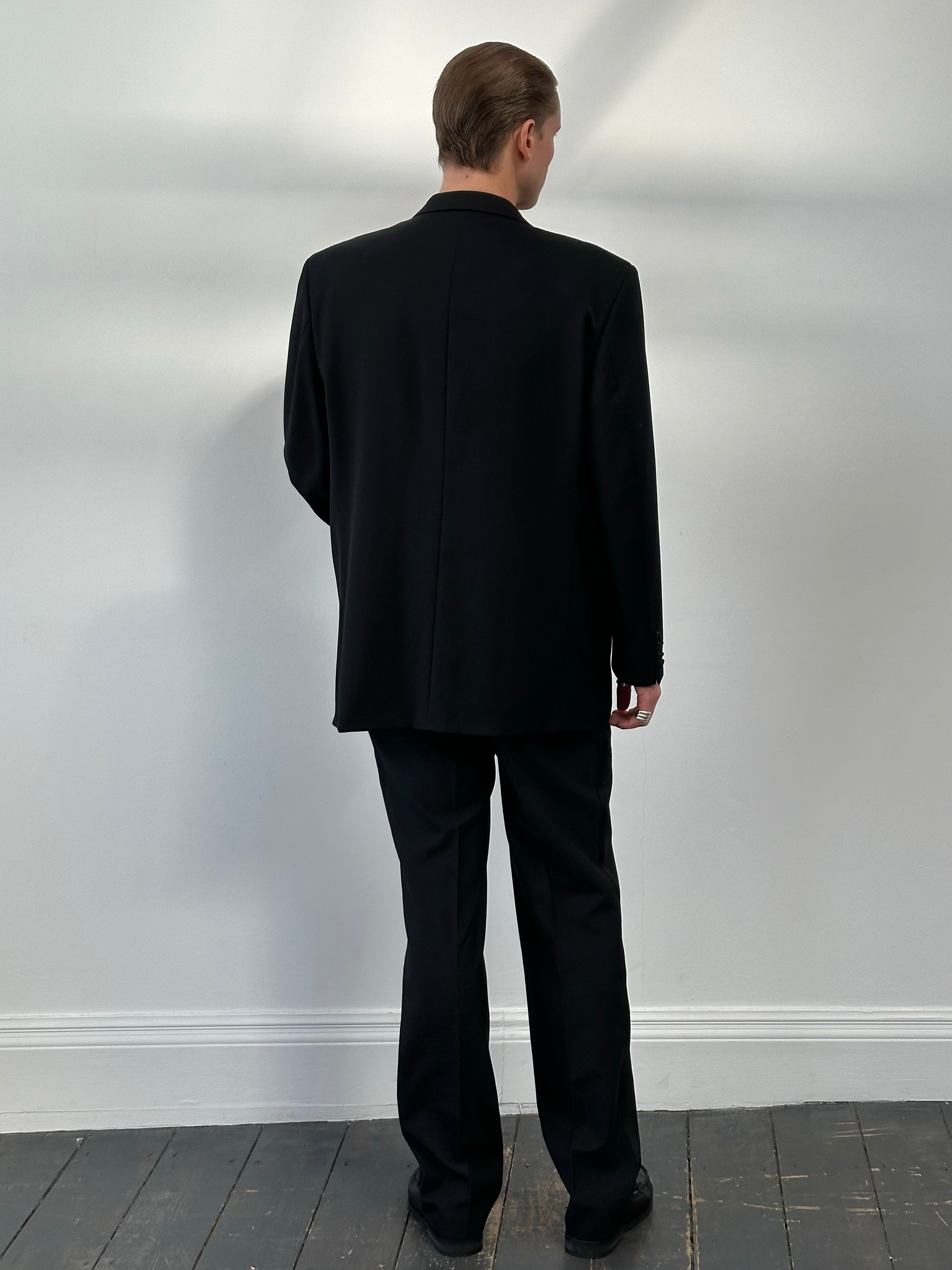 Pierre Cardin 1990s wool double-breasted tuxedo suit, size 46R/W32, shown on a mannequin with classic lapels and tailored fit.