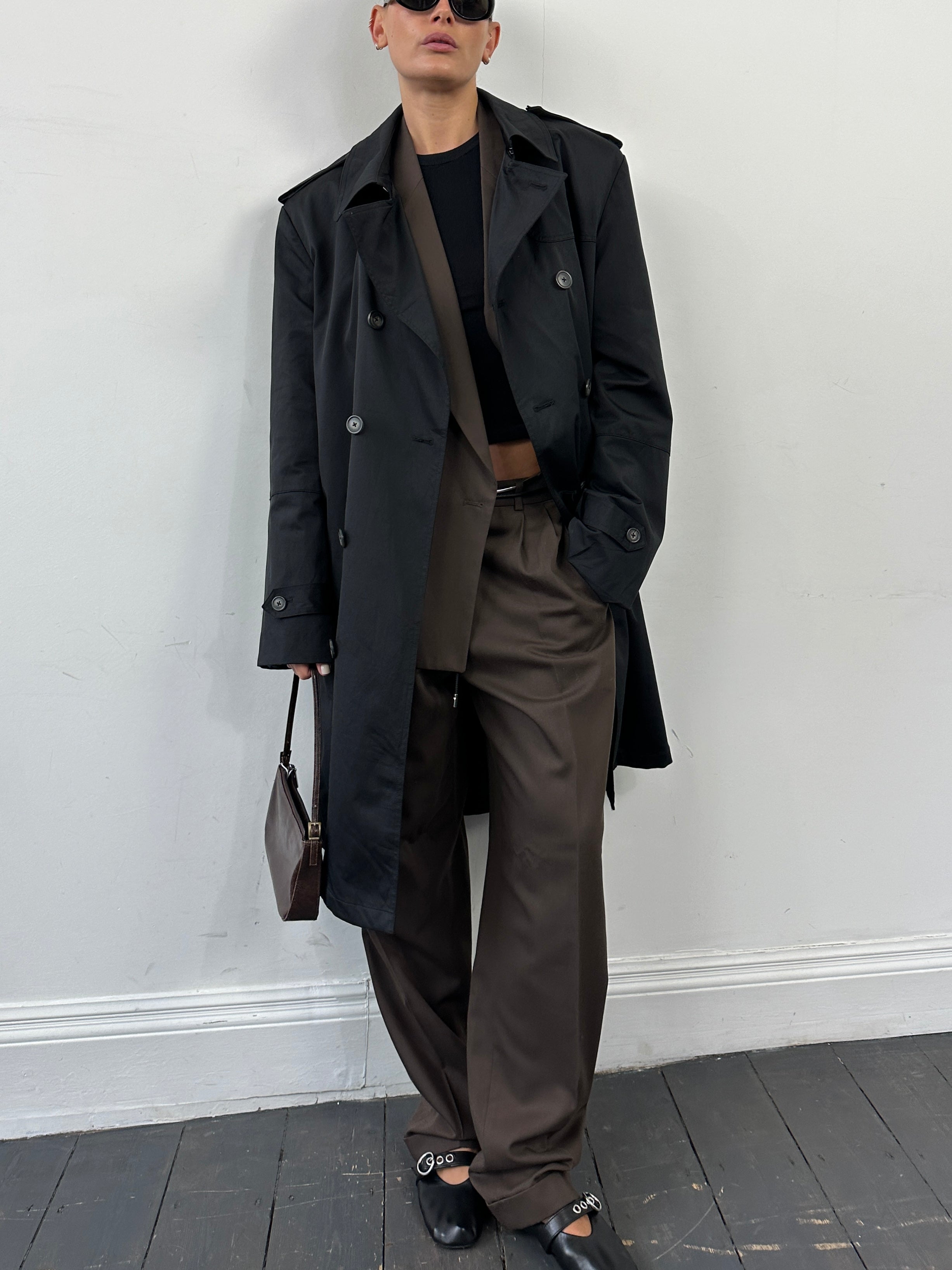 Chaps Ralph Lauren double-breasted cotton trench coat in XL, featuring classic design and belt, shown in a front view.