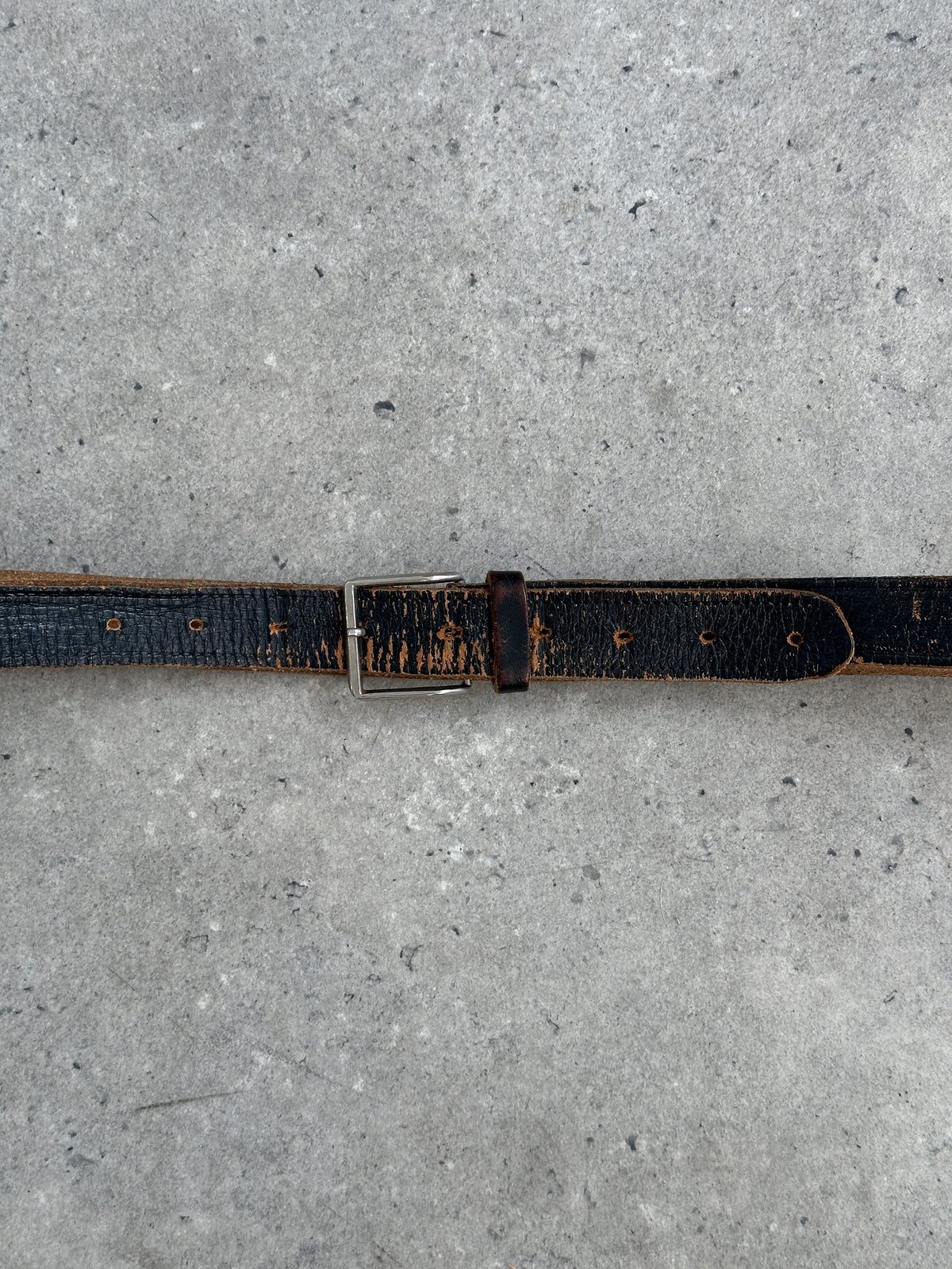 Vintage 1990s Distressed Leather Slim Belt - W32-40