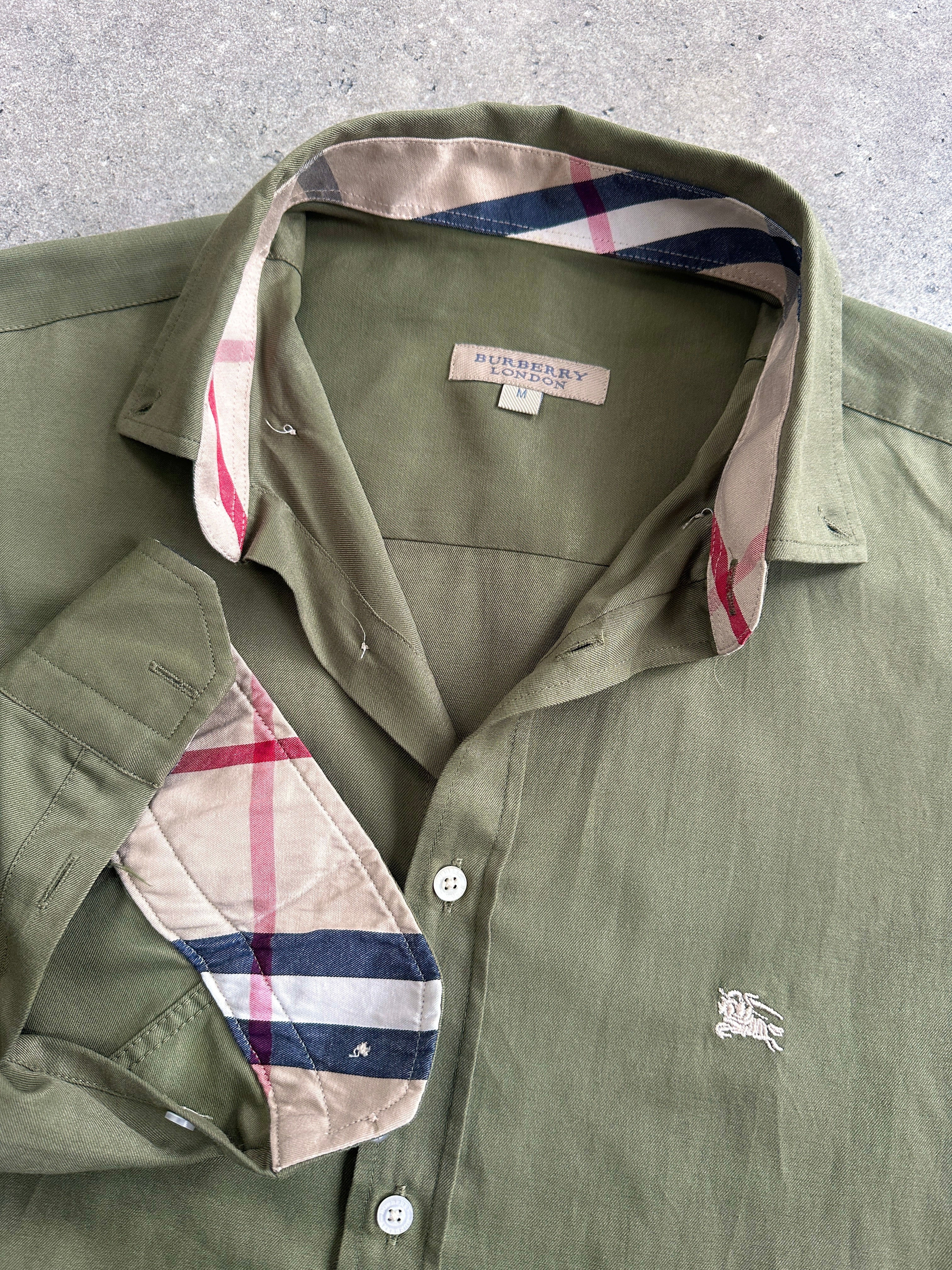 Burberry London 2000s pure cotton Nova Check logo shirt in size small, featuring classic check pattern and button front.