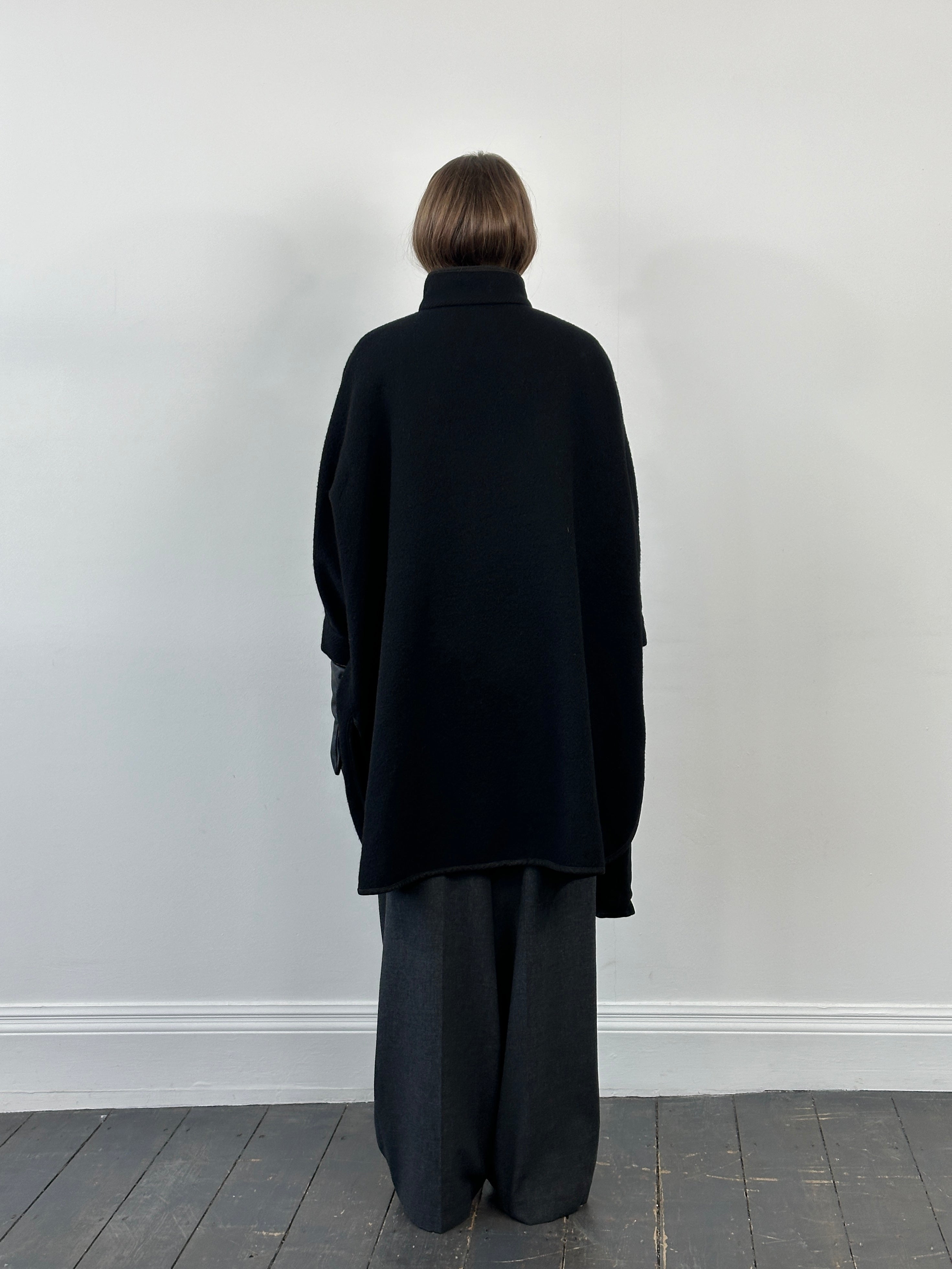 Vinatge 1990s High Neck Wool Cape Coat - L/XL - SYLK