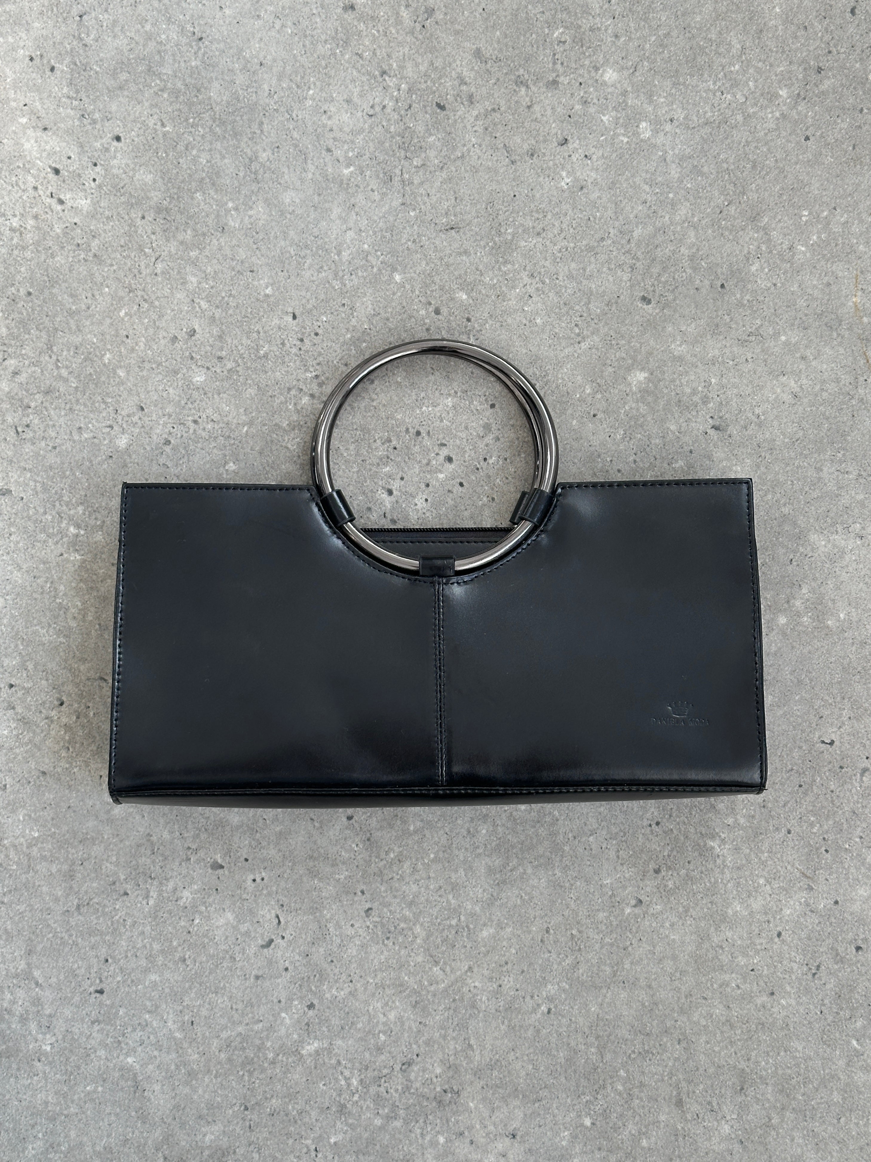 Vintage 2000s Leather Minimal Ring Bag