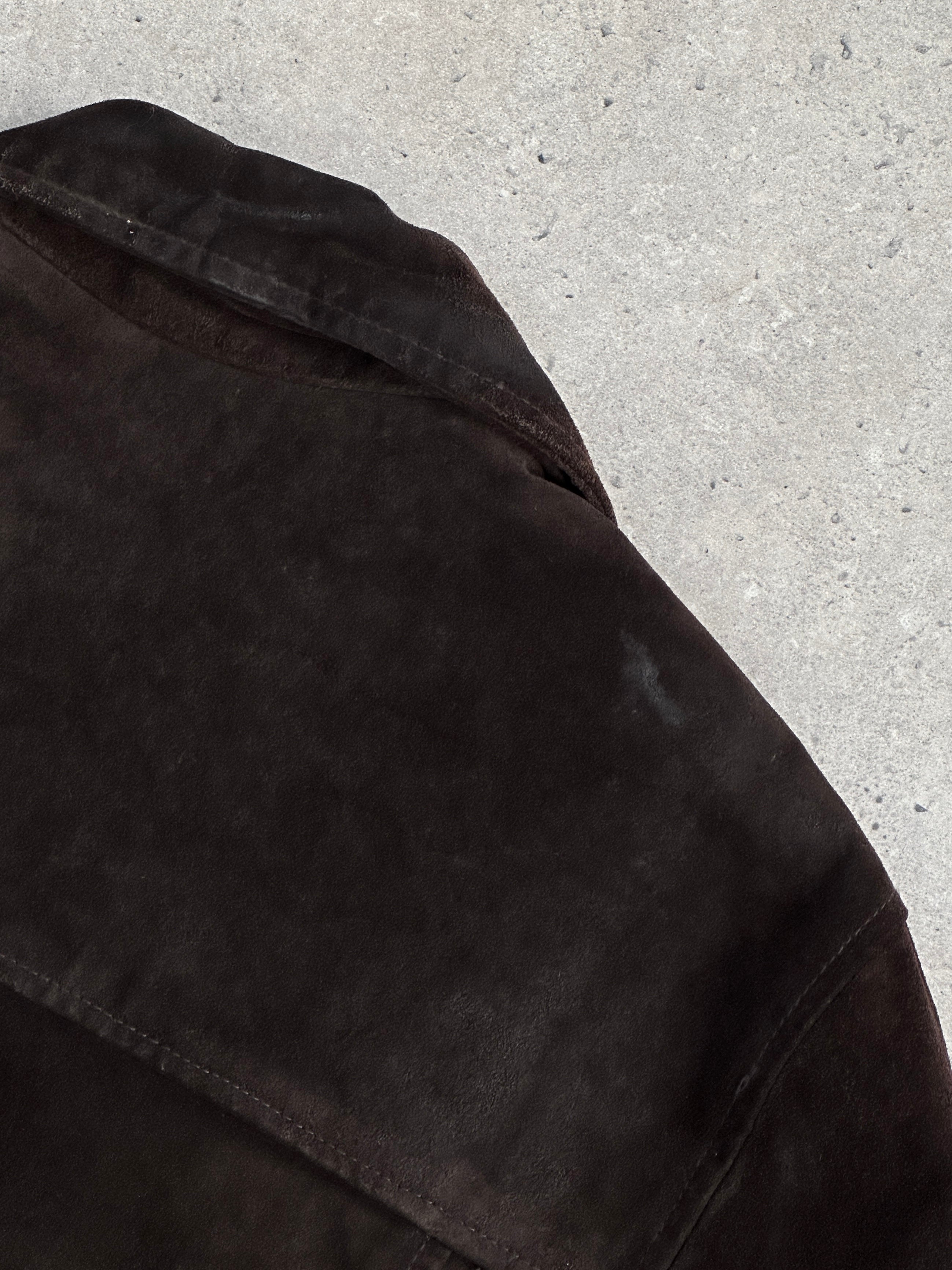 Vintage boxy suede jacket in M/L size, featuring classic design with soft leather and a stylish, relaxed fit.