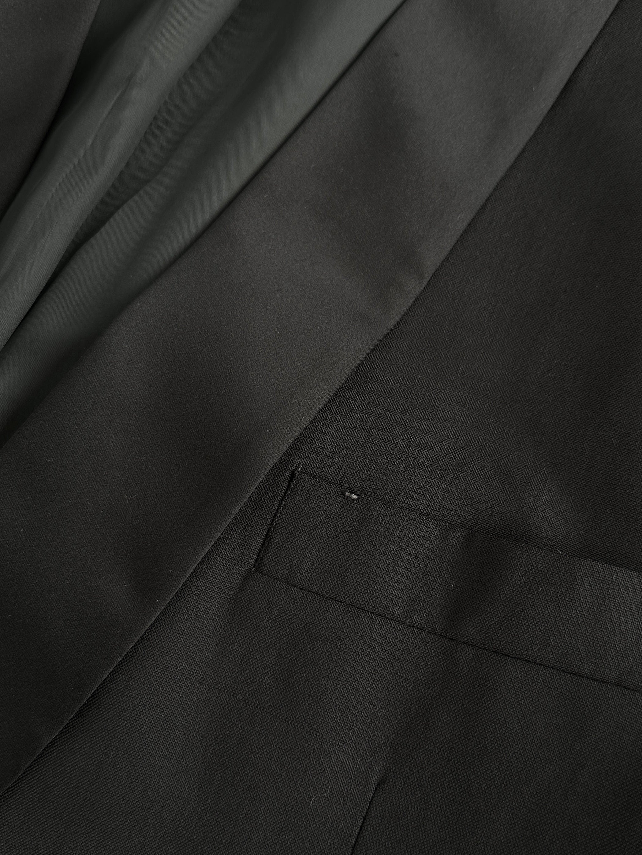 Vintage Italian vintage pure wool blazer tuxedo style in size 46R/XXL, featuring classic design and tailored fit.