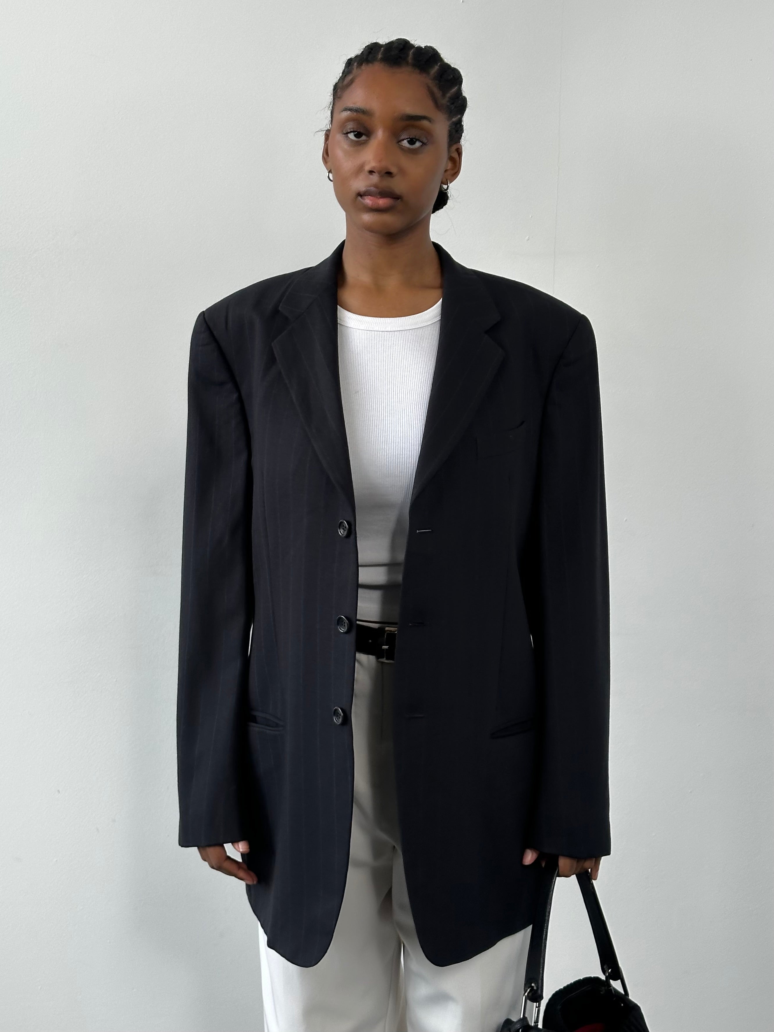 Armani Collezioni 2000s pure wool striped single-breasted blazer in size 42R/XL, featuring classic tailored design.