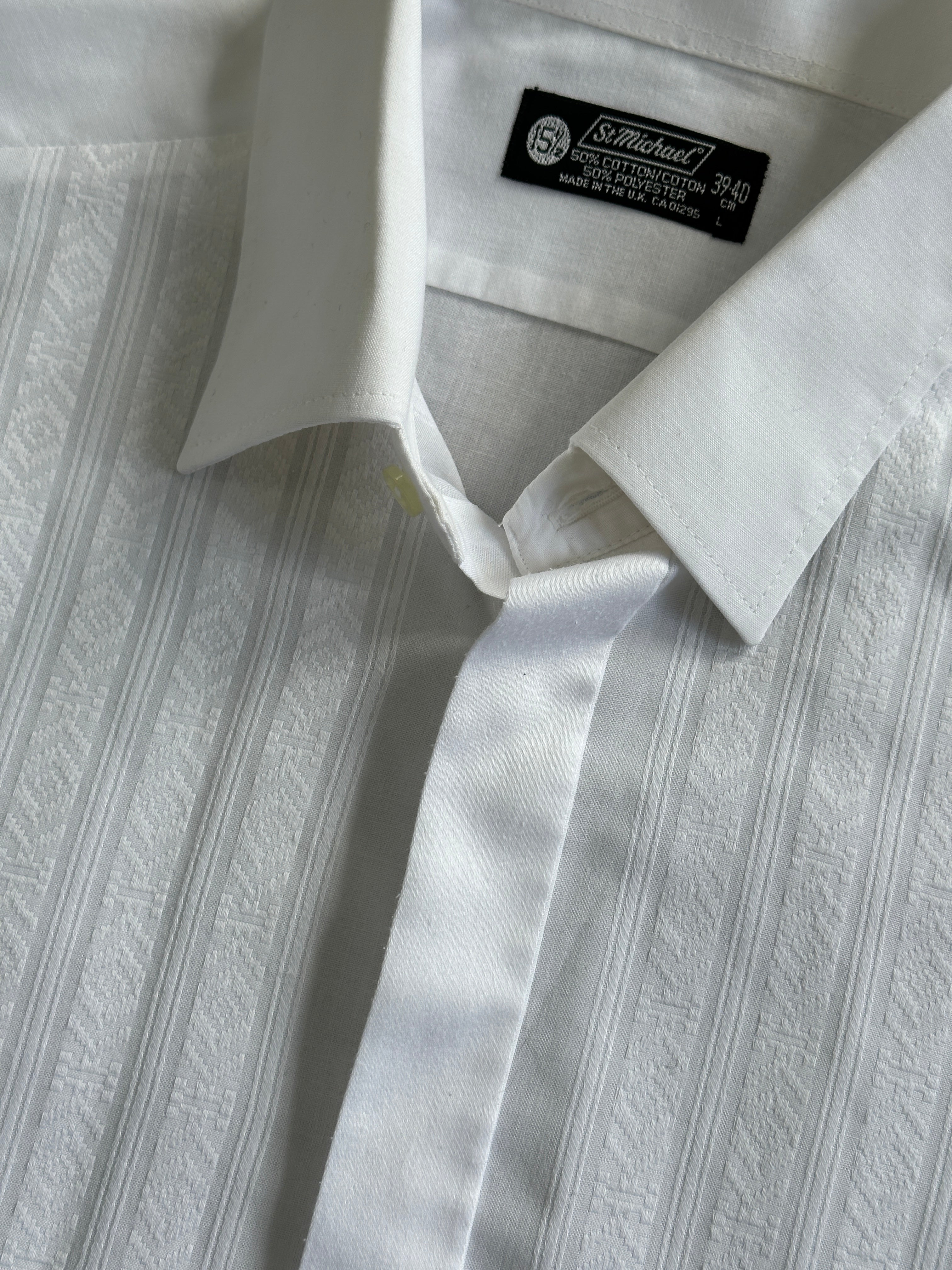 St Michael British circa 90s cotton tuxedo dress shirt, men's size L, classic formal shirt with buttoned collar and tailored fit.
