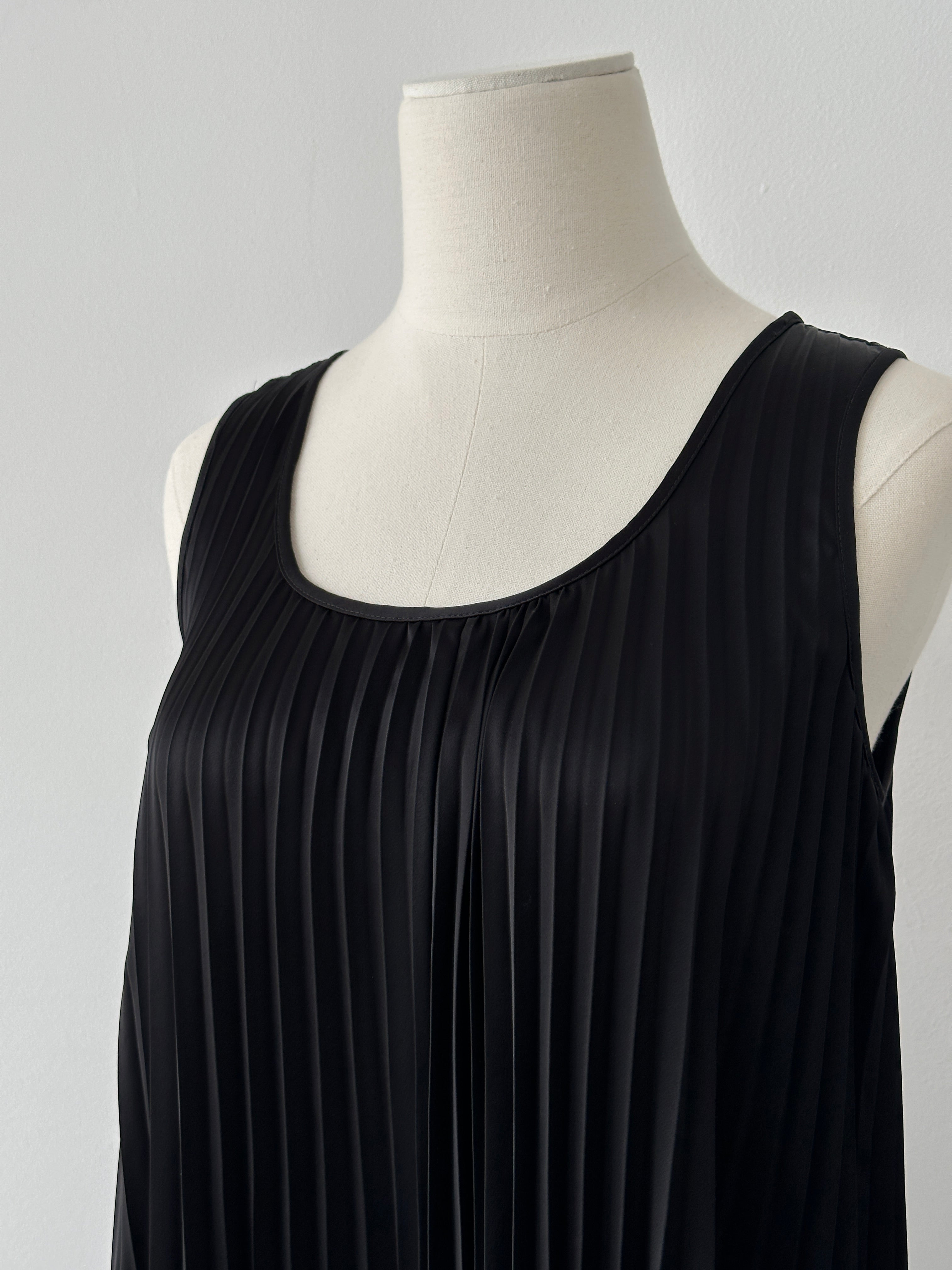 Donna Karan 2000s Sleeveless Pleated Midi Dress - XS-S