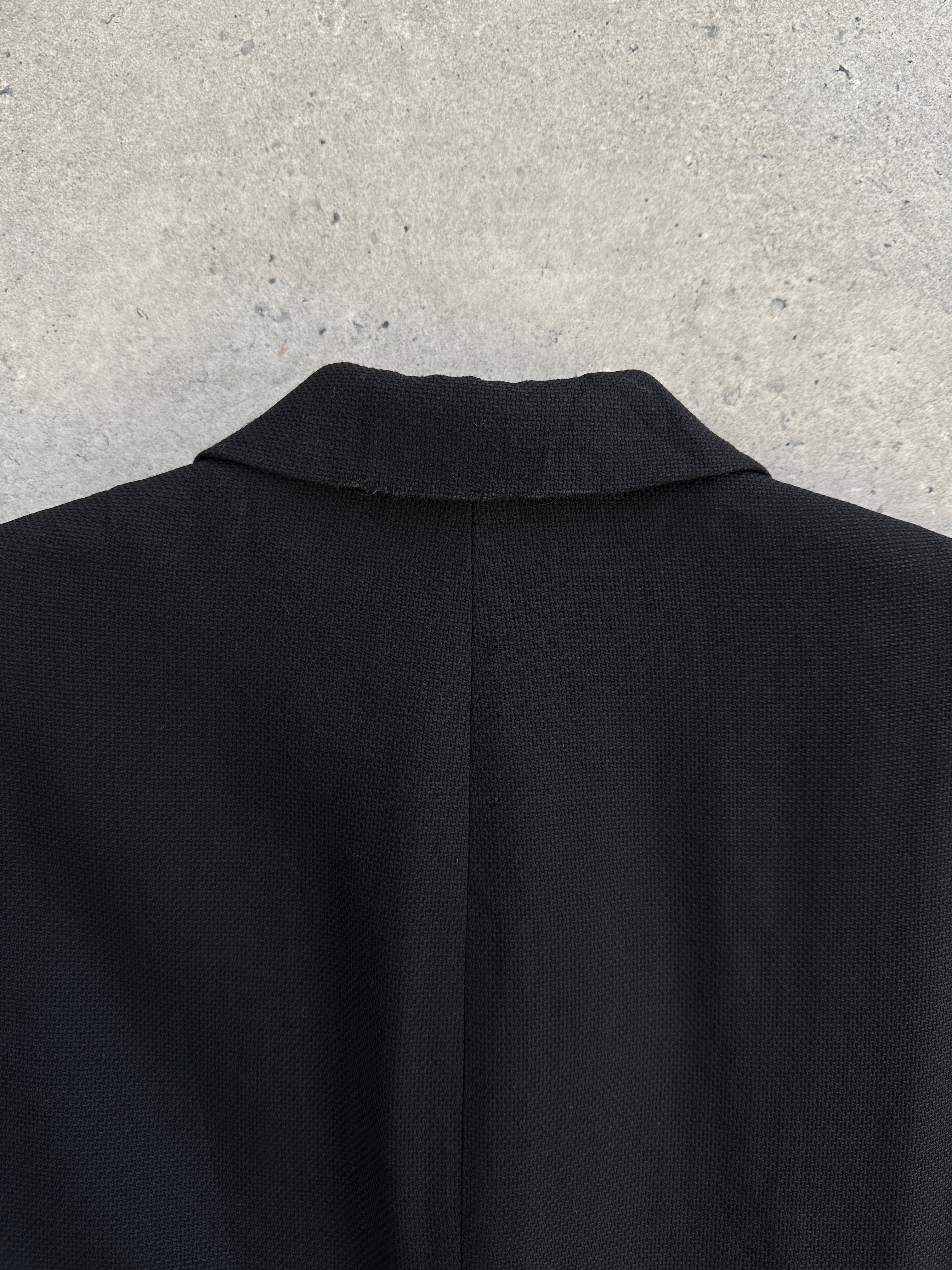Hugo Boss x Loro Piana pure wool single-breasted blazer in size 38R/M, tailored fit with notch lapel and classic design.