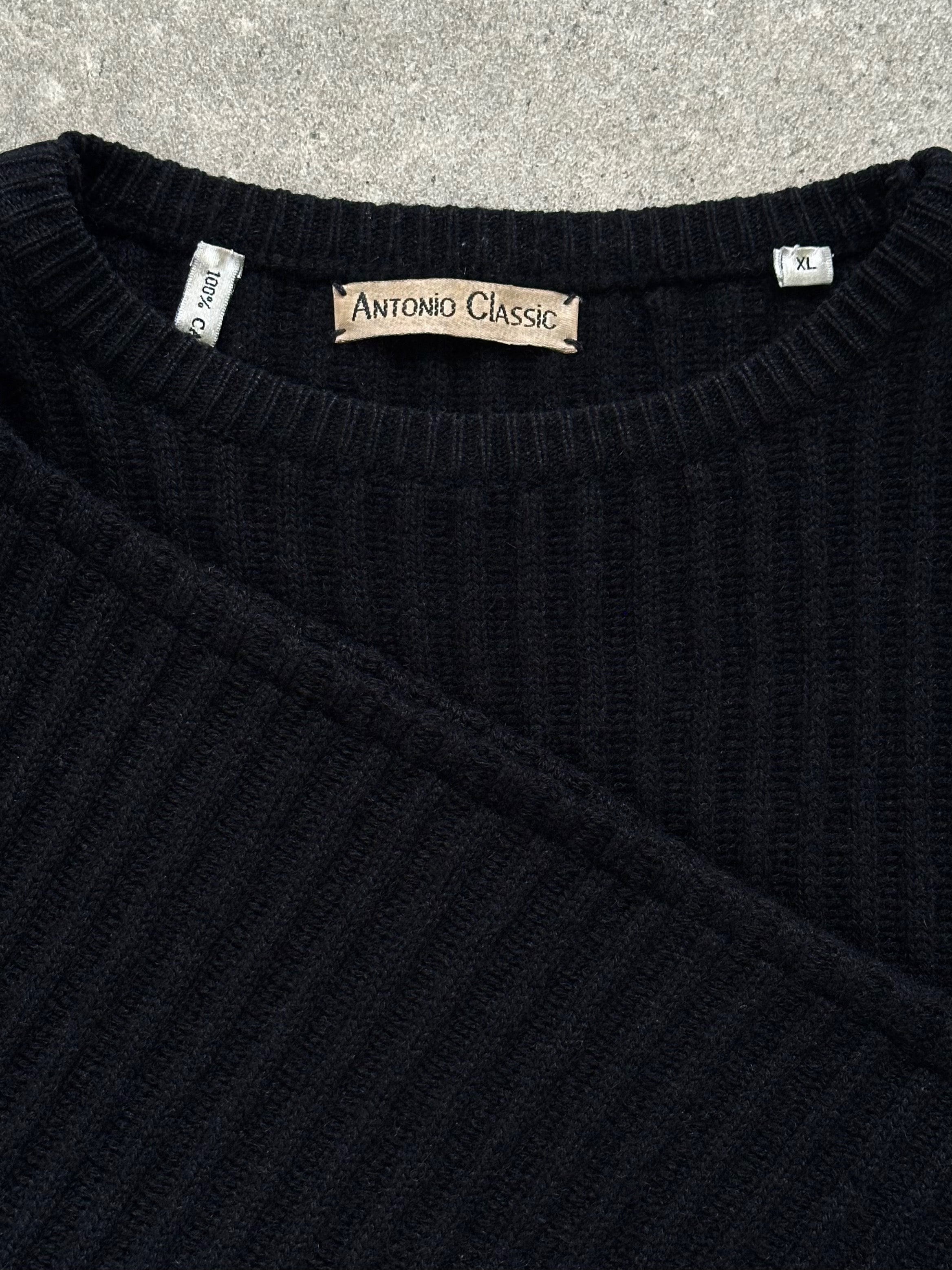 Vintage Italian pure cashmere cropped ribbed jumper in size large, featuring a cozy, textured knit with a classic ribbed design.