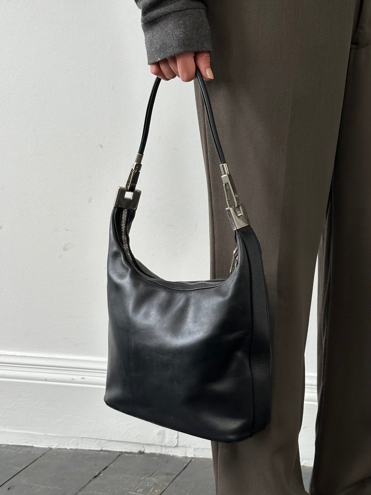 Gucci 1990s Tom Ford GG Leather Hobo Shoulder Bag | SYLK