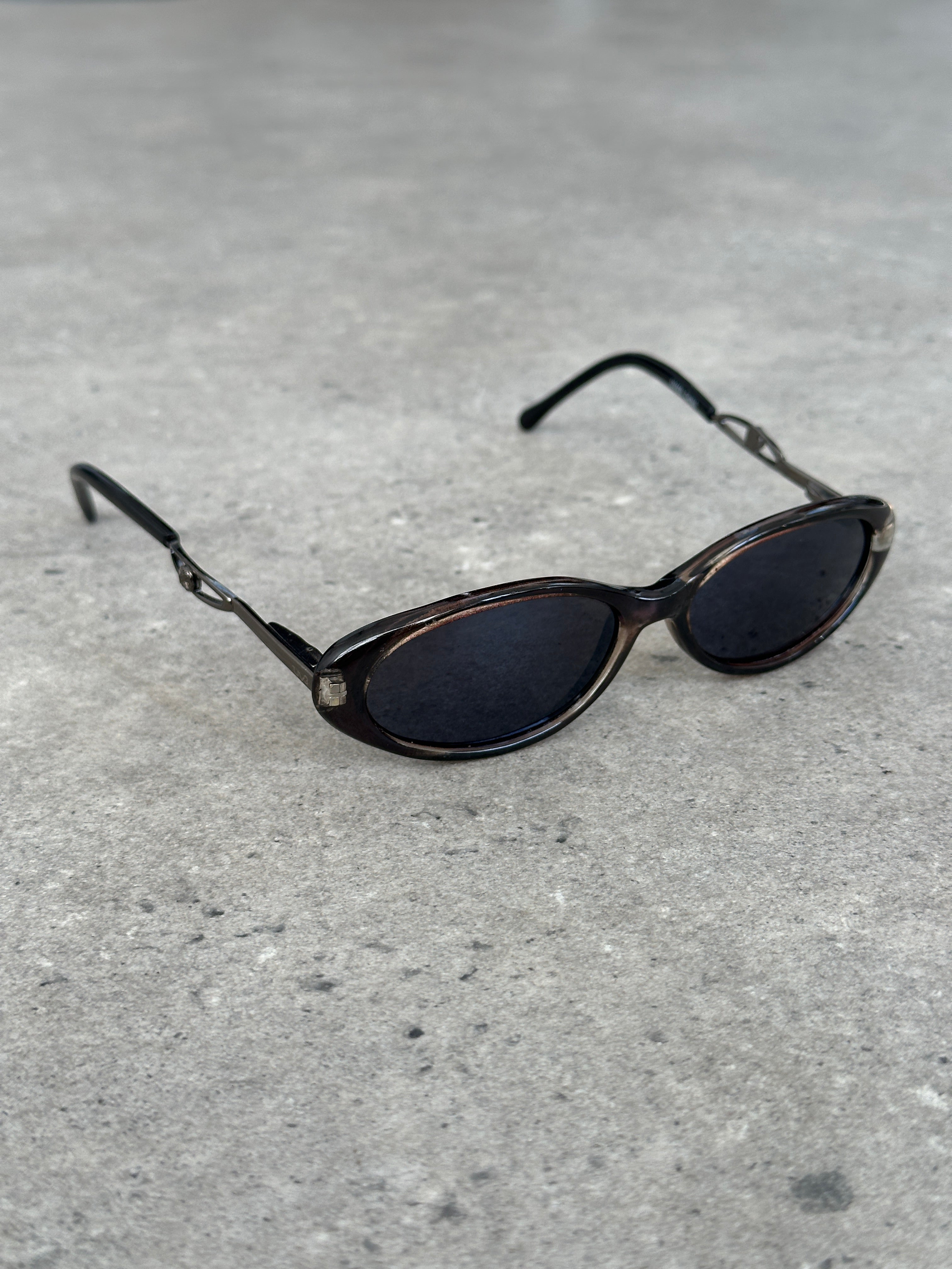 Vintage 2000s Oval Mini Sunglasses