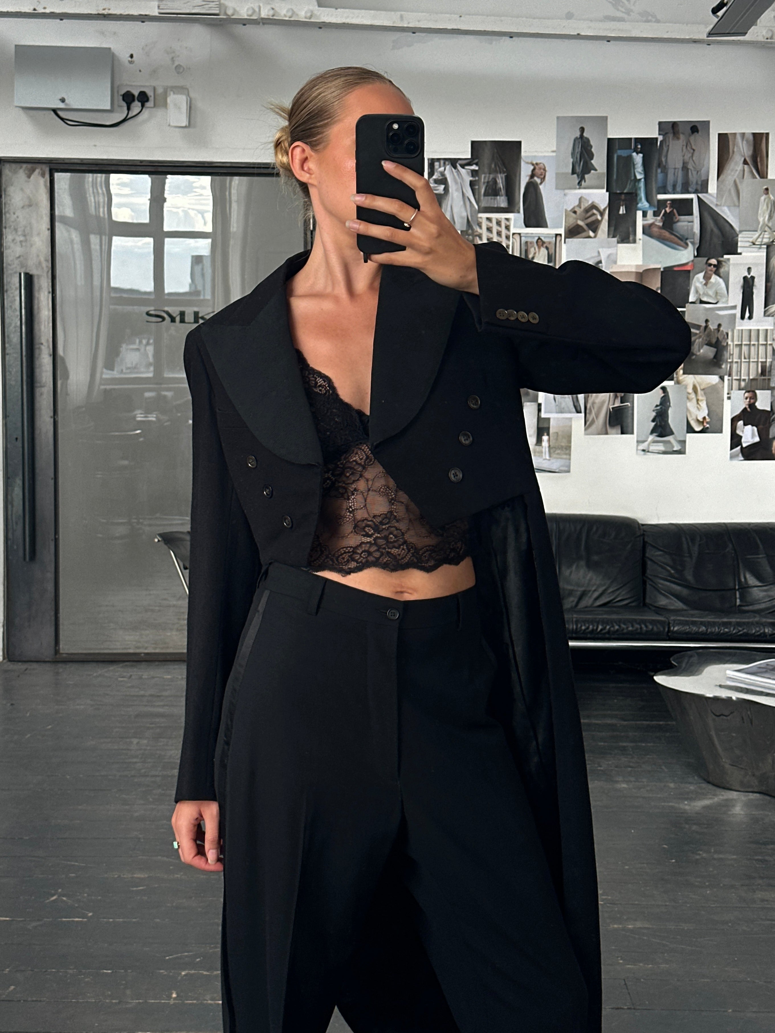 Vintage 2010s lace bralette top in size large, featuring delicate lace fabric and feminine design.