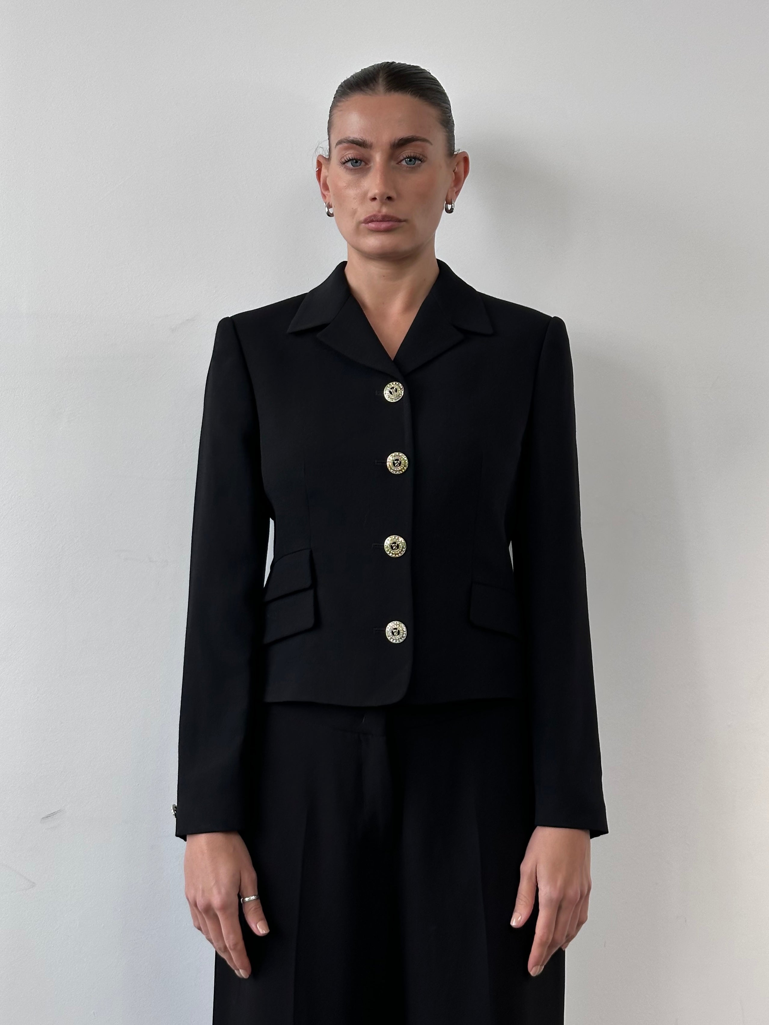 Versace Classic V2 90s fitted wool blazer with rhinestone button, tailored silhouette, in size S/M, featuring elegant design details.