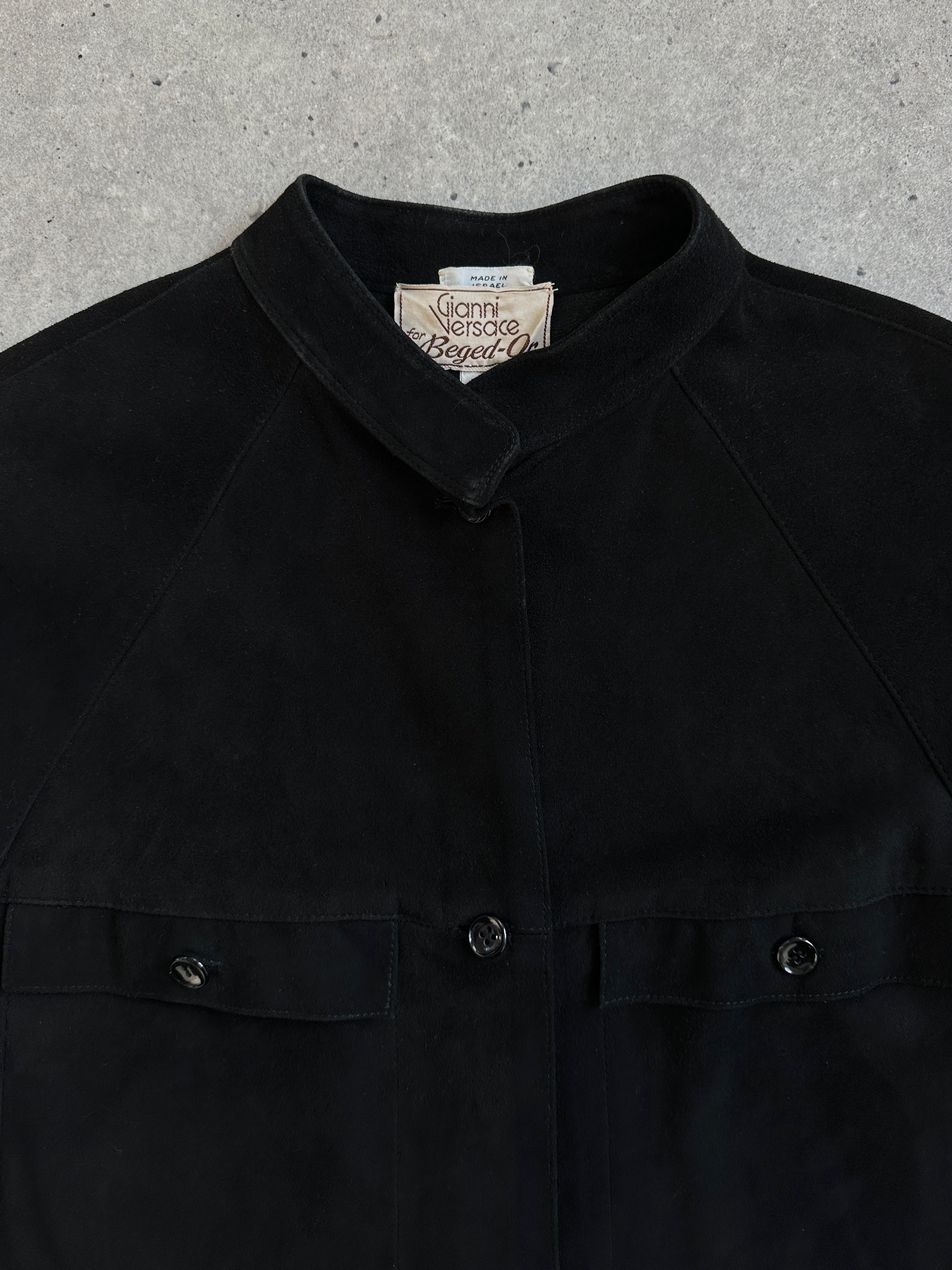 Gianni Versace x Beged-Or 1970s suede shirt in beige with button-up front and classic collar, size small.