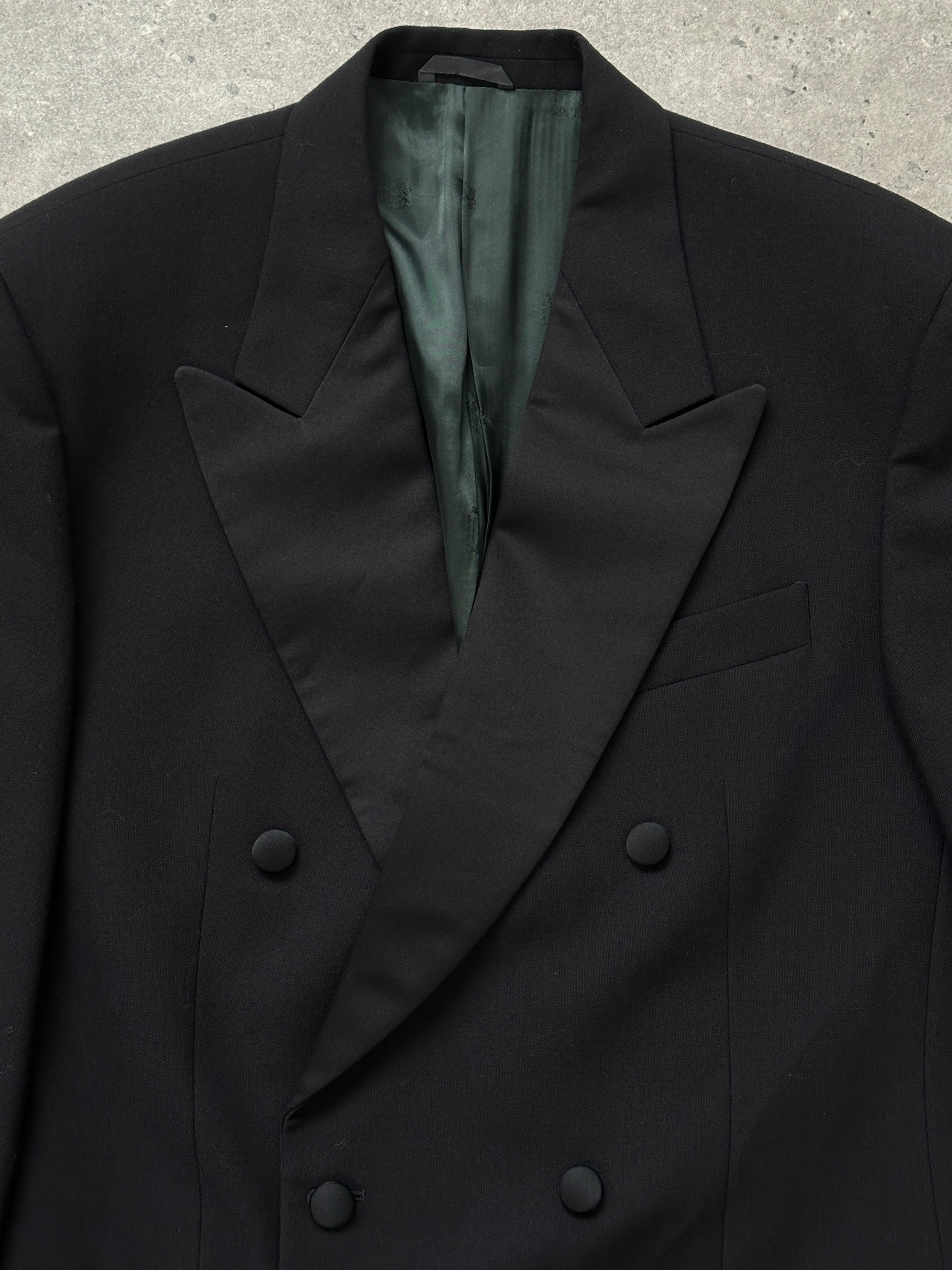 Gianfranco Ferre 1990s pure wool double-breasted tuxedo blazer in size 42R/XL, featuring classic tailored design and structured fit.