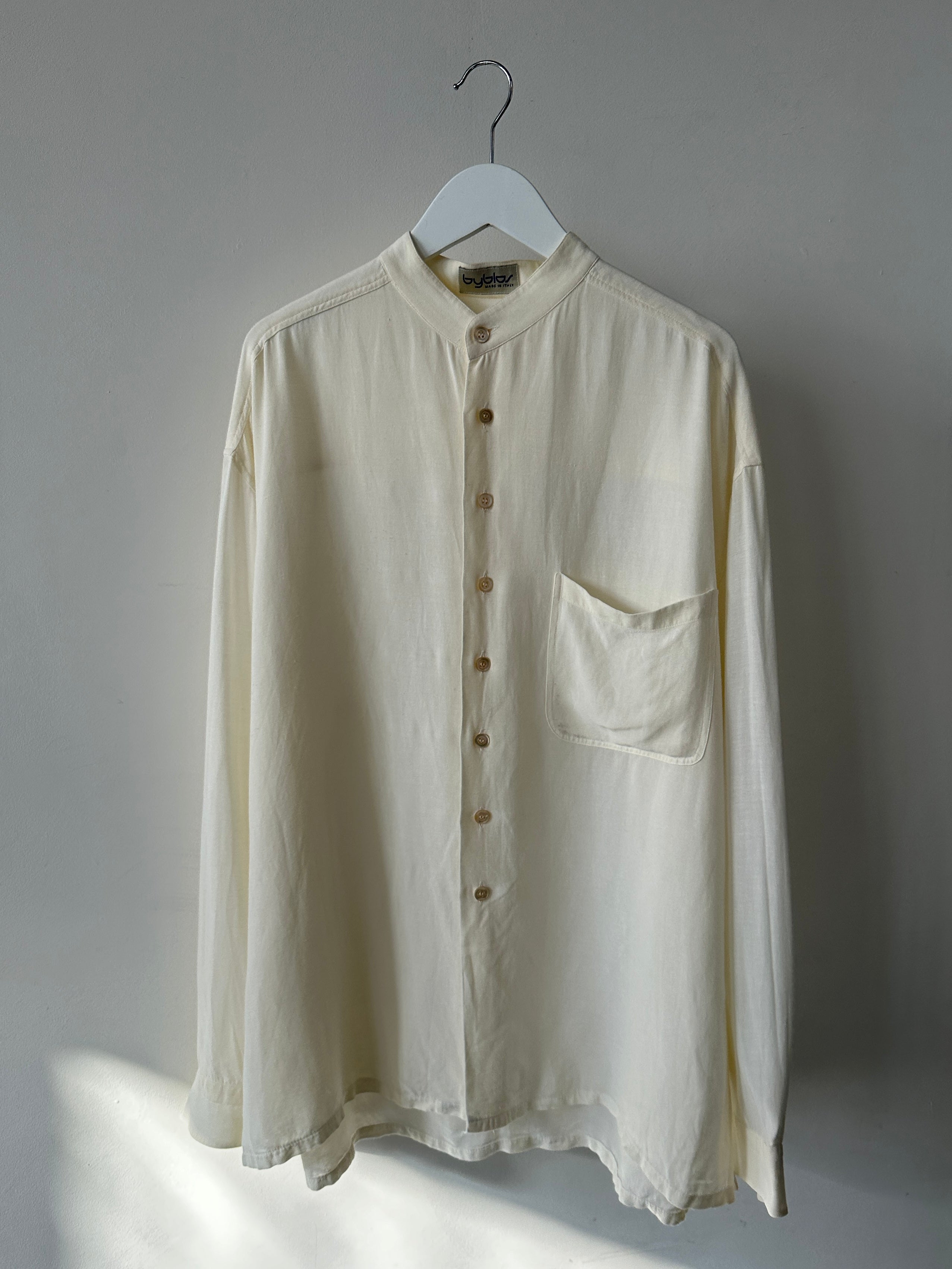 Byblos Italian linen sheer slide split shirt in XL, featuring lightweight, breathable fabric and stylish design.