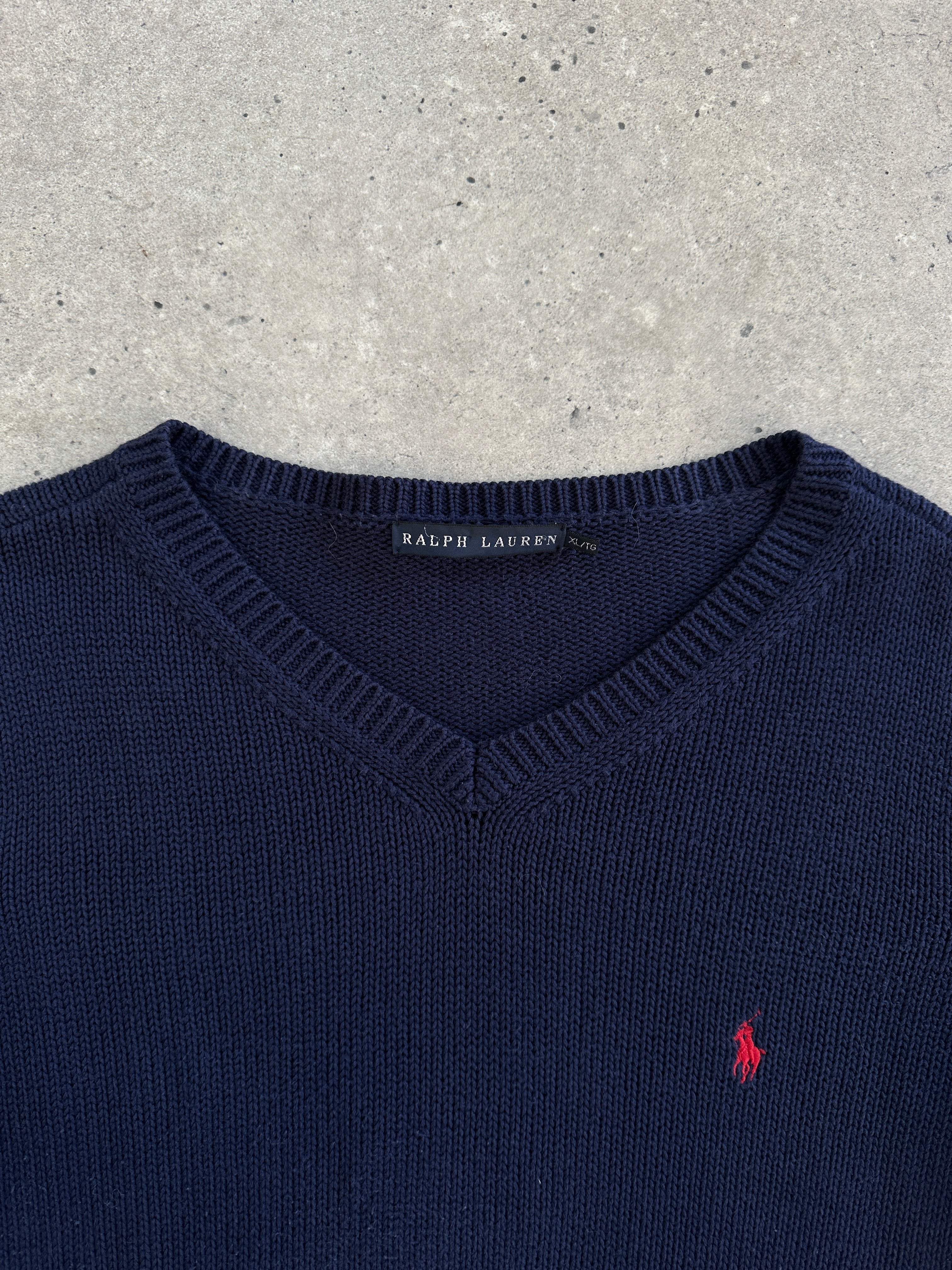 Ralph Lauren Polo cotton knitted logo jumper in size M/L, featuring a classic design and embroidered logo on the chest.