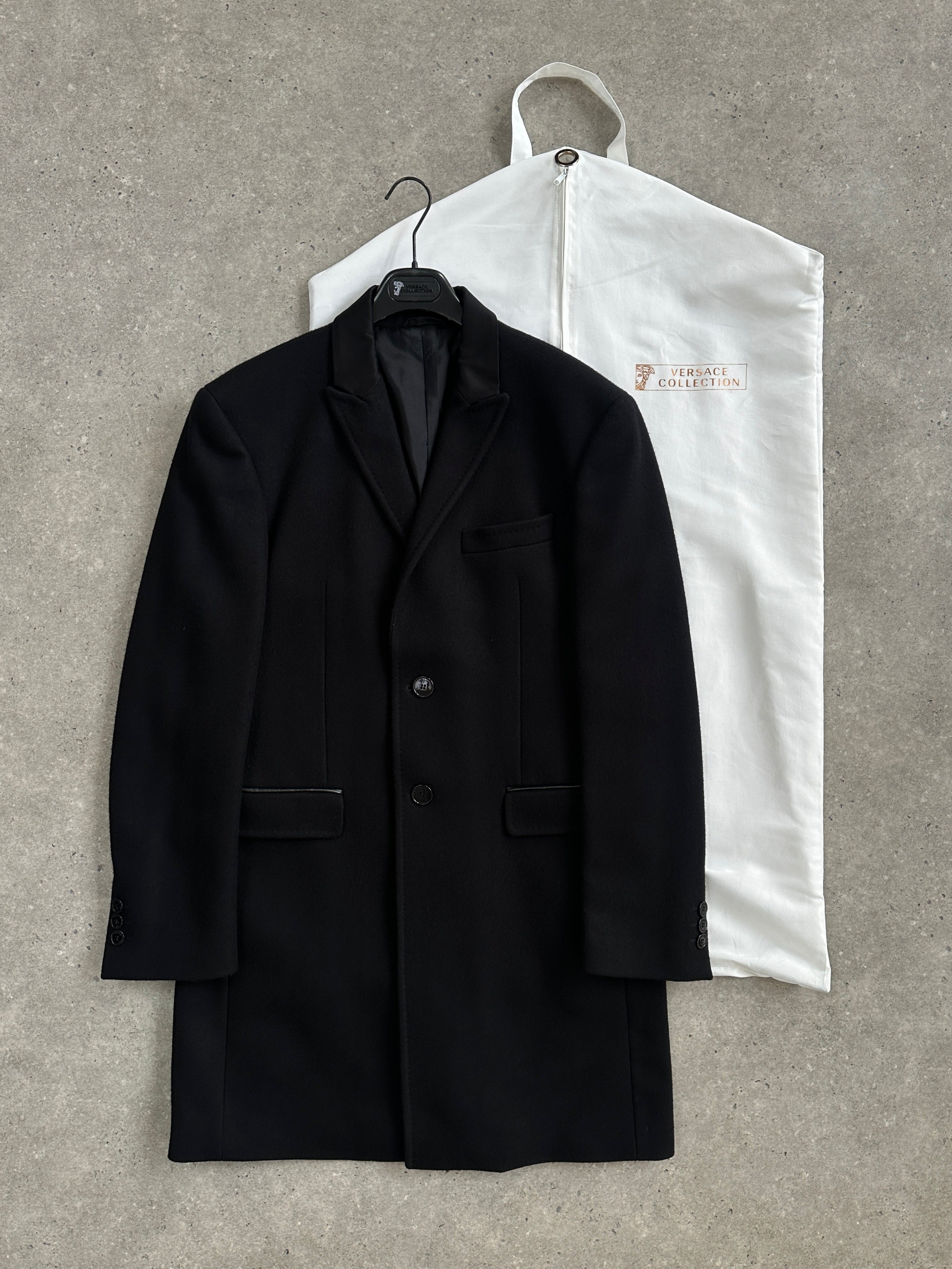 Versace Collection wool single-breasted coat in size L/XL, stylish outerwear with classic design and tailored fit.
